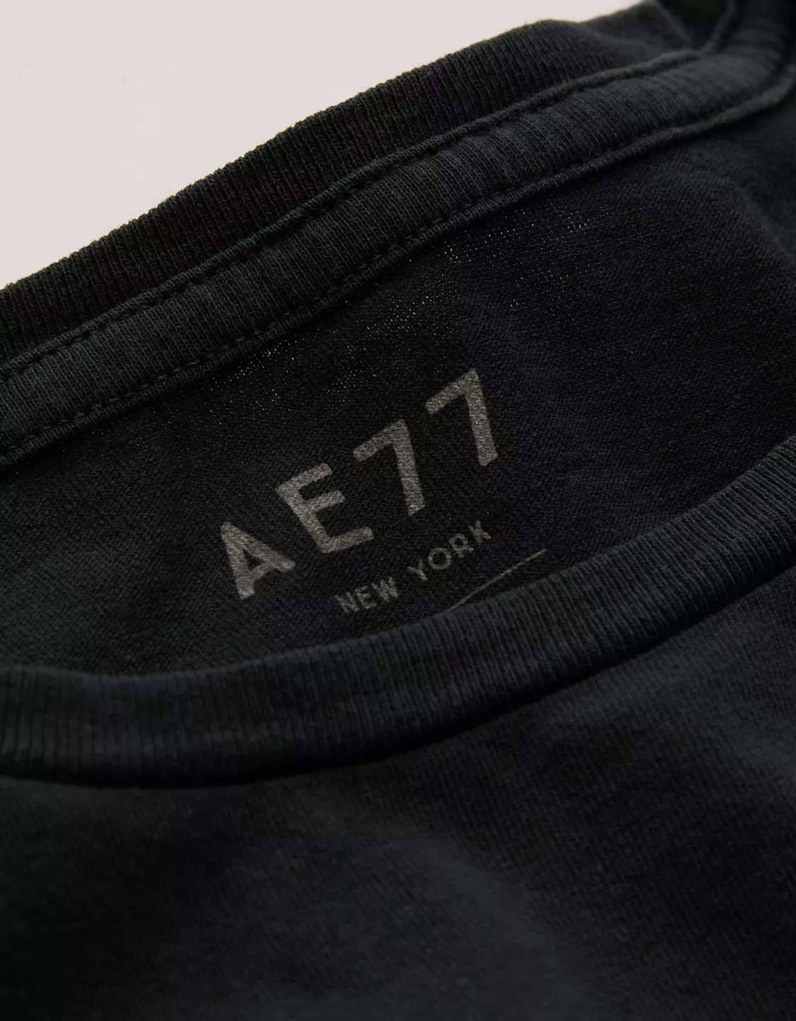 AE77 Premium Boxy Cropped Crewneck T-Shirt | American Eagle Outfitters (US & CA)
