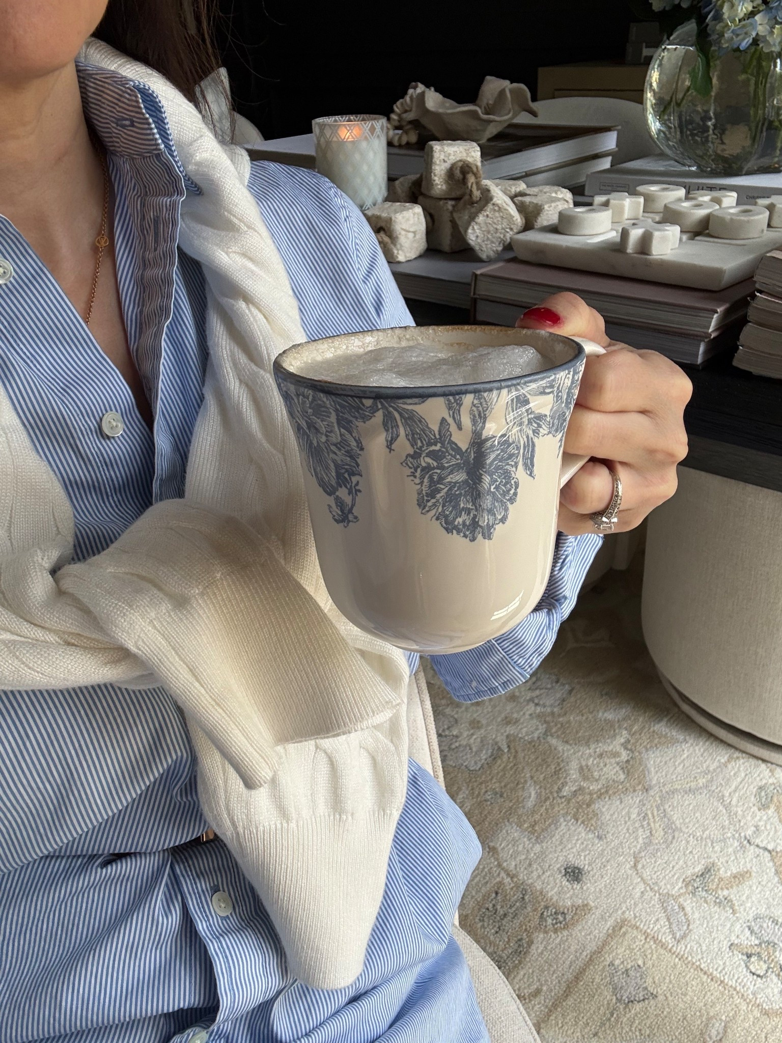 I’m a very happy girl!! 💙🤍

#LTKmomlife #LTKootd #LTKdayinmylife