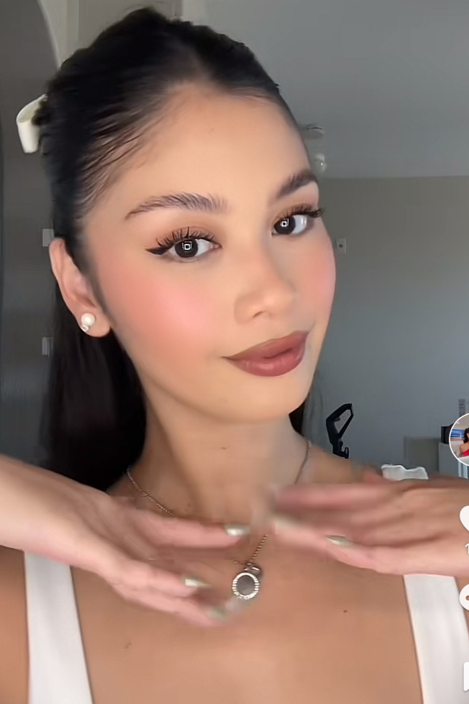 Soft and Pretty Makeup essentials

#LTKBeauty