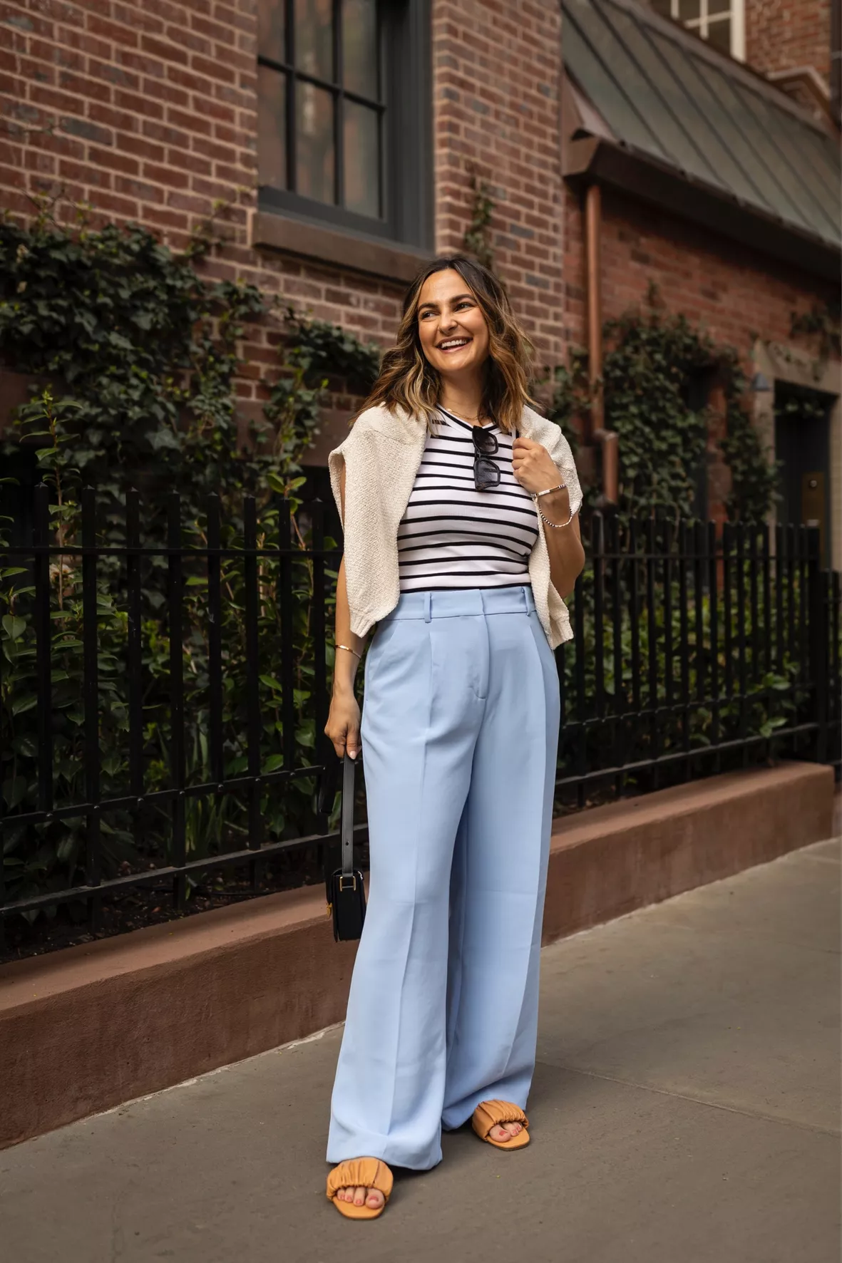 Classic wide pants baby blue –