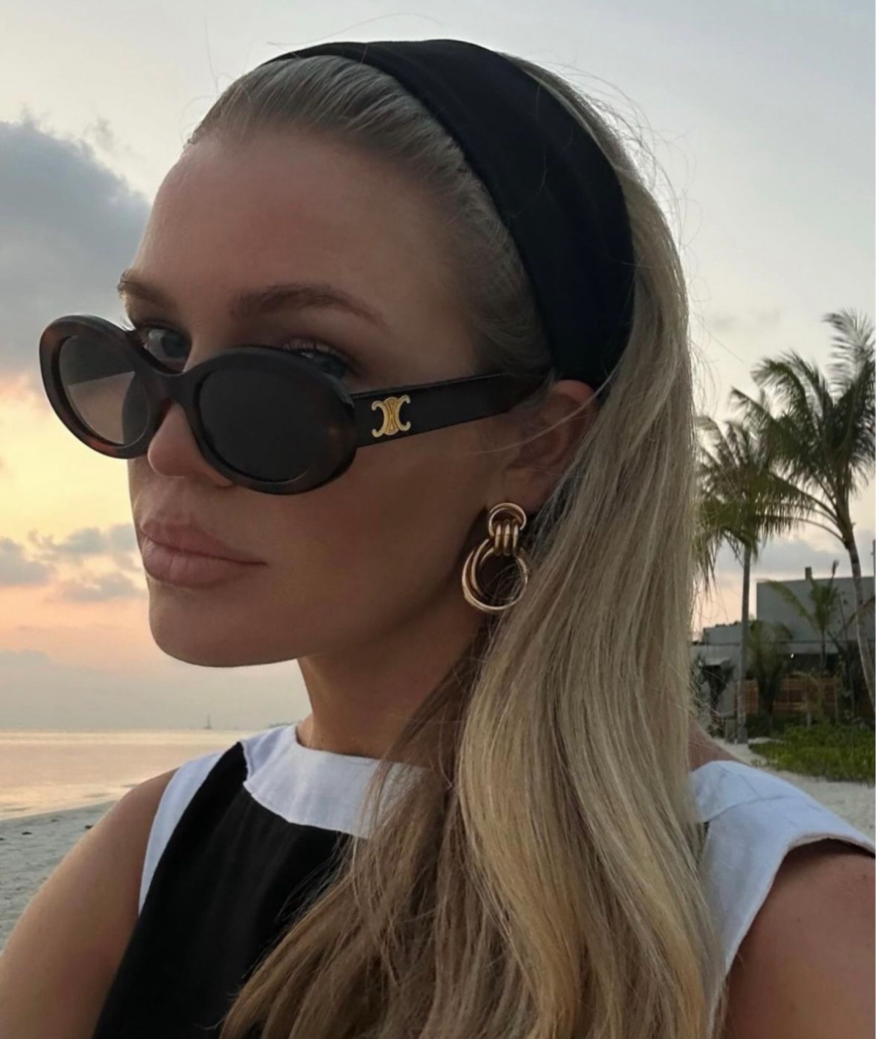 2024 Viral Sunglasses 

My favorite sunglasses for the summer. 

Best dupes hands down. 

#LTKTravel #LTKFindsUnder50 #LTKSwim