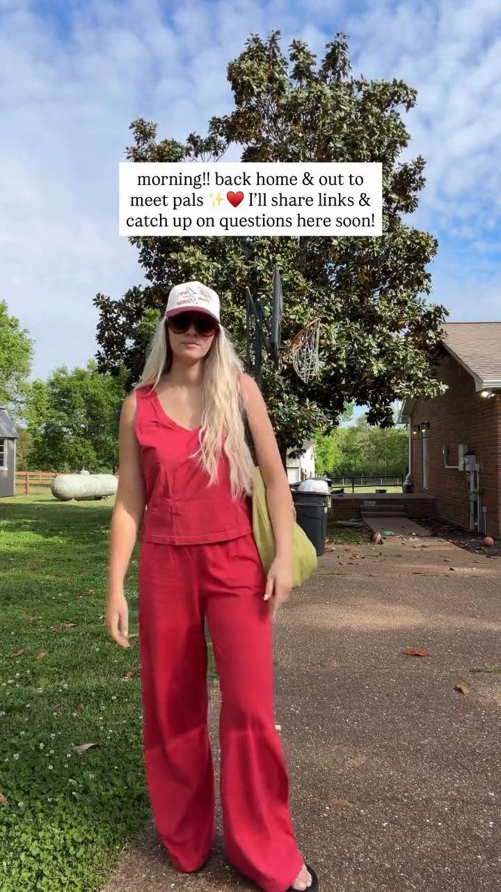 OOTD ✨🌿 linked similar to my sold out green bag! 

#LTKootd