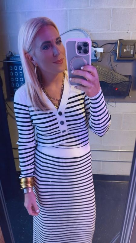 This has become my go to work outfit. Nothing like a good stripe 🥰

#LTKStyleTip #LTKFindsUnder50