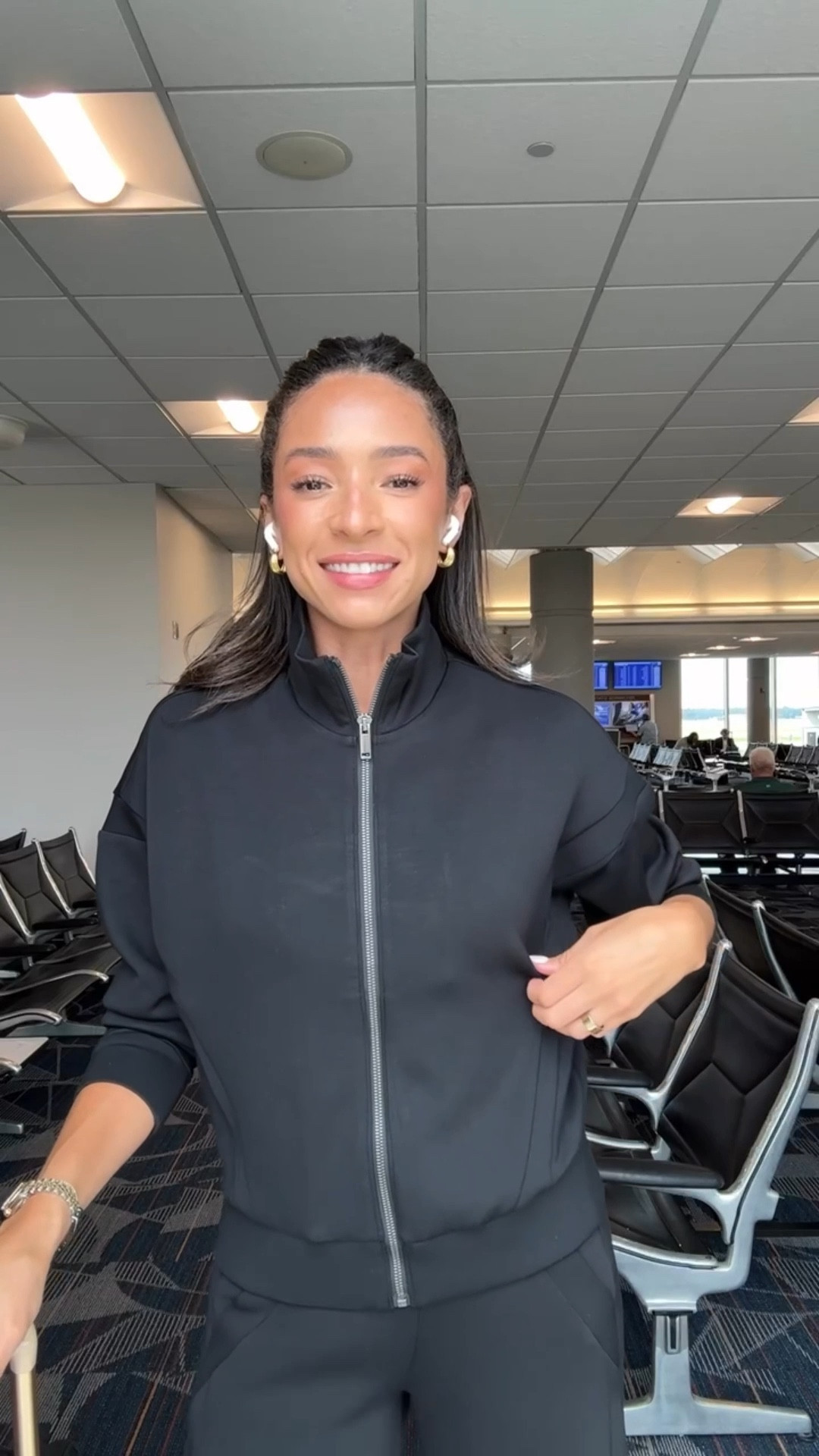 My go-to travel outfit in 2025 ✈️ I’ve never felt a softer fabric in my life. It has stretch, breathable yet cozy, and doesn’t wrinkle. Wearing size S jacket, XS tall pants (code NENAXSPANX for 15% off first purchase) 

Airport outfit 
Travel outfit 
Loungewear 
Matching set 
Comfy outfit 
Casual outfit

#LTKSeasonal #LTKFindsUnder100 #LTKTravel