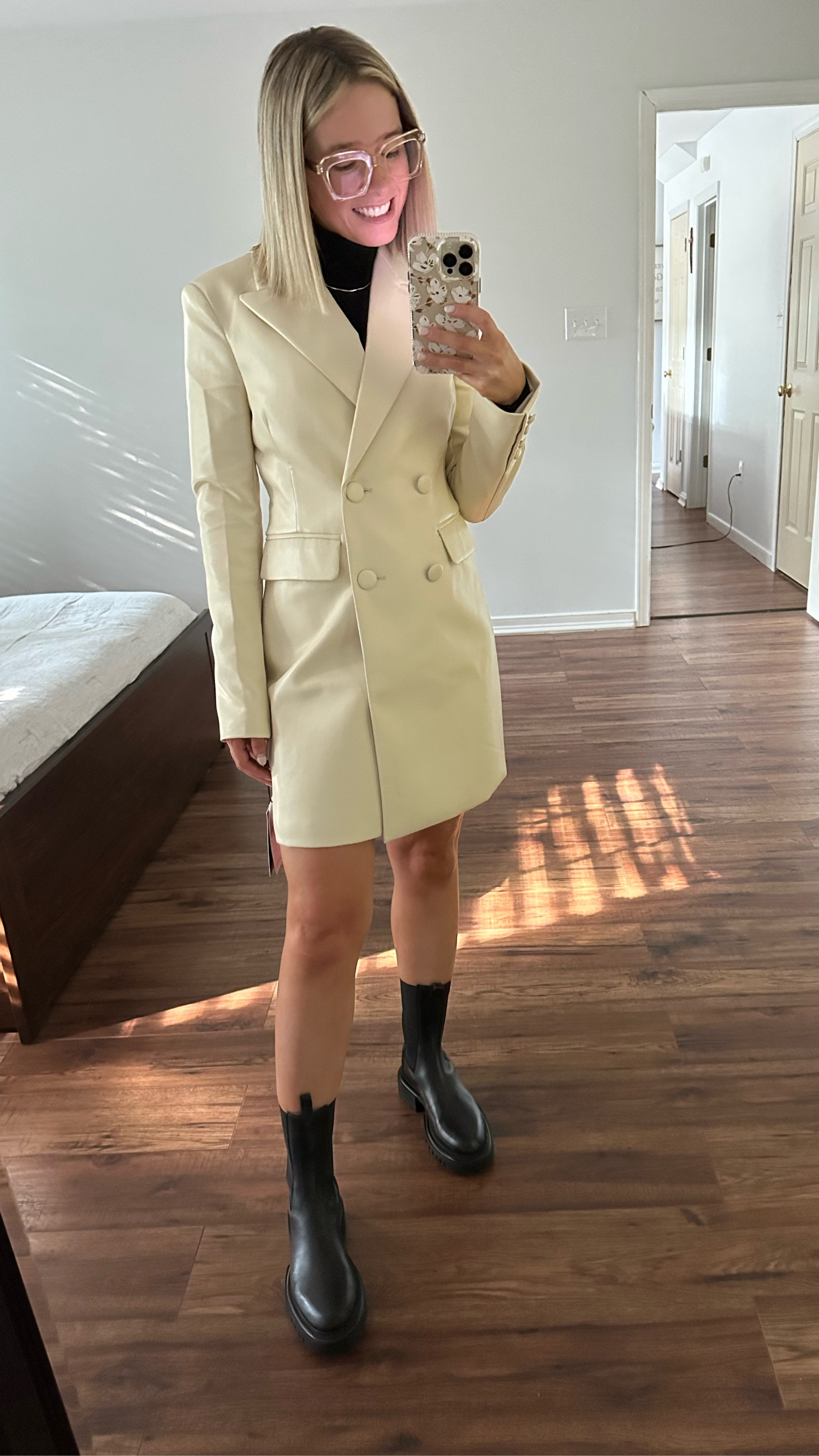 Avec Les Filles Double Breasted Faux Leather Blazer XS TTS

AllSaints black Hallie Lug Boot TTS

Marcella NYC Carson Turtleneck black XS TTS

#LTKxNSale #LTKunder100 #LTKsalealert