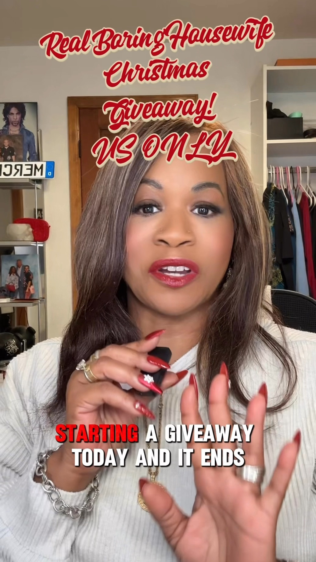 Here’s the way to get entries for my RealBoringHousewife Christmas Giveaway. 
Head to my Verified Instagram RealBoringHousewife to add your comments. My IG is the giveaway hotspot! (see my IG for all the details. 
Items linked here for giveaway & options 

#LTKBeauty #LTKHoliday #LTKWatchNow