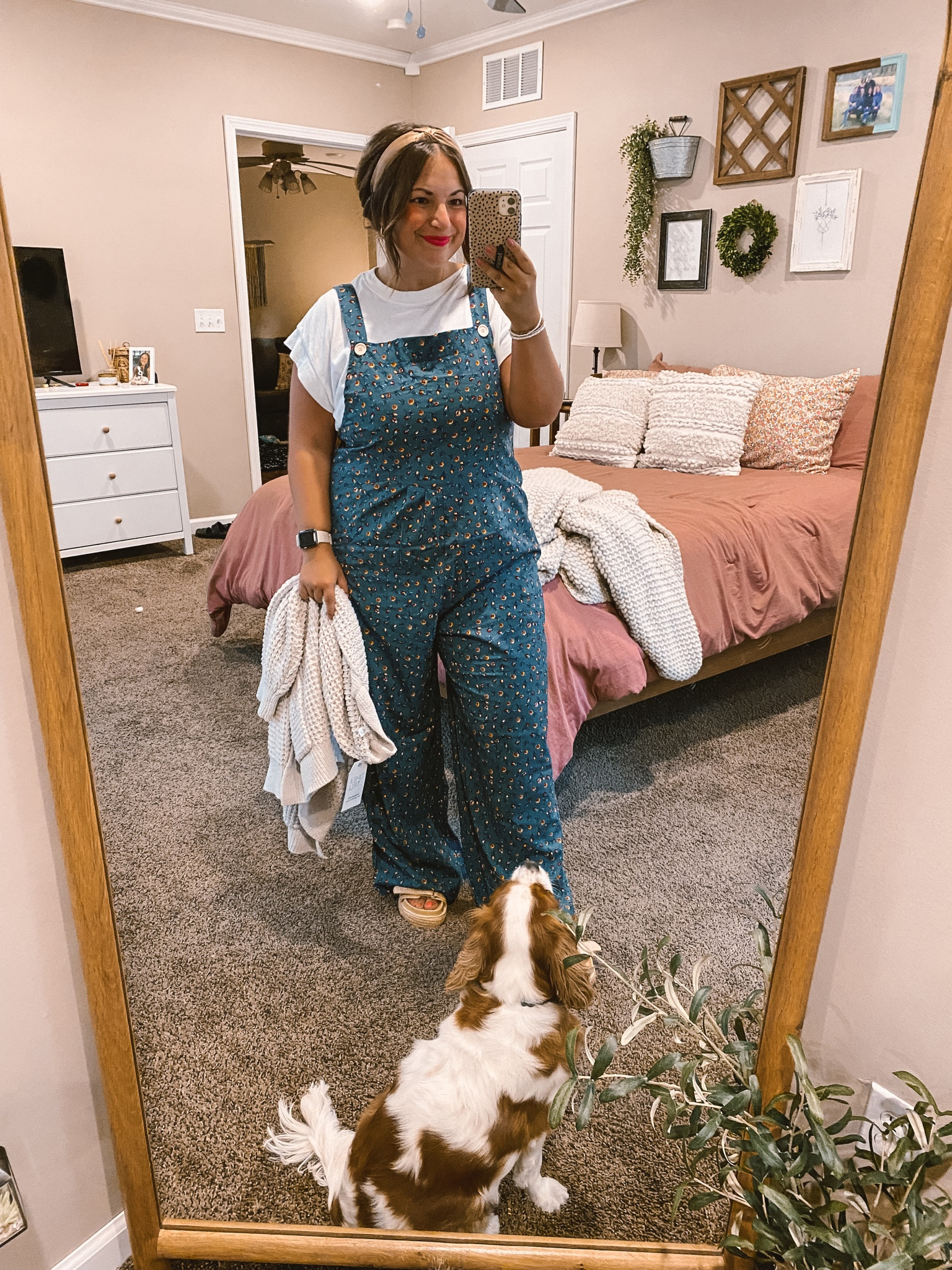 Adding a neutral cardigan is my fav way to transition my summer wardrobe to fall.

sandals: fit a tad oversized // wearing a 5
muscle tee: fits true to size // wearing a large
overalls: fit true to size // wearing a large
cardigan: fits oversized // wearing a medium (fits like a large)

#LTKFindsUnder100 #LTKStyleTip #LTKFindsUnder50