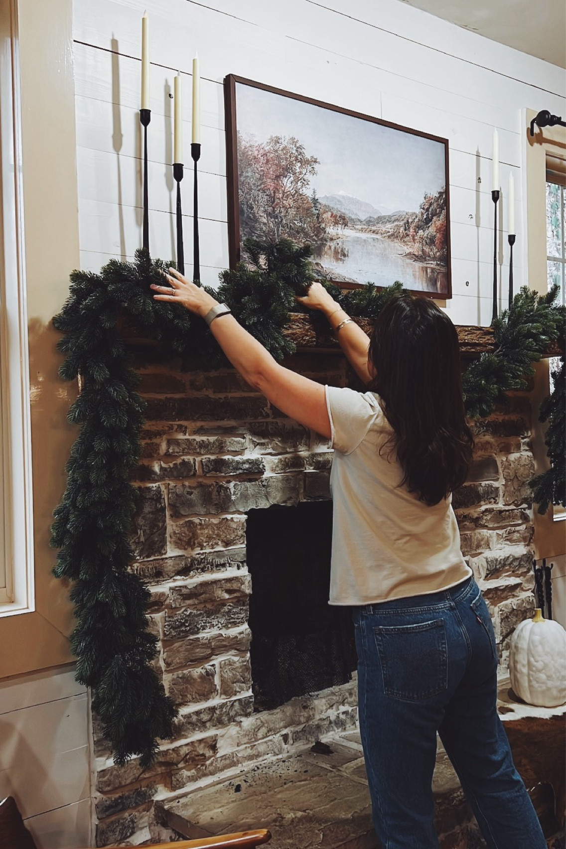 🌲⚡️🤍

#LTKGiftGuide #LTKHome #LTKStyleTip