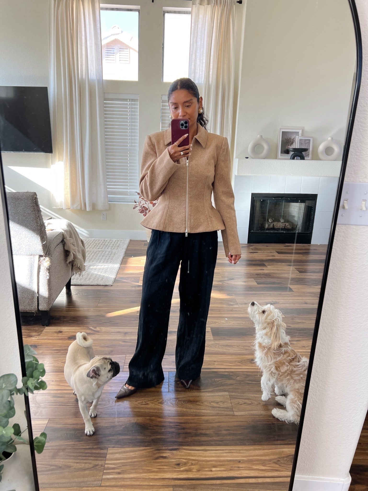 Love this top! It’s perfect for work. I’m wearing a size small