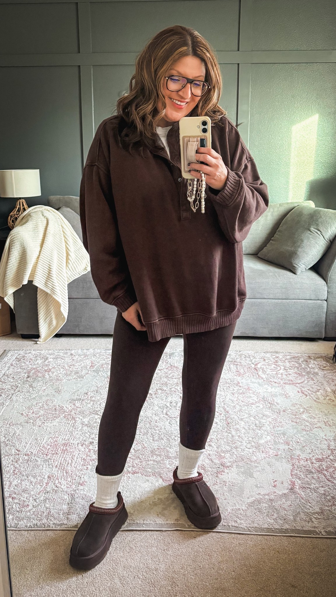 Saturday’s easy ootd:
Aerie sweatshirt (XL)
Aerie leggings (XL)
Target socks
Ugg Tazz 

#LTKSaleAlert #LTKOver40 #LTKMidsize