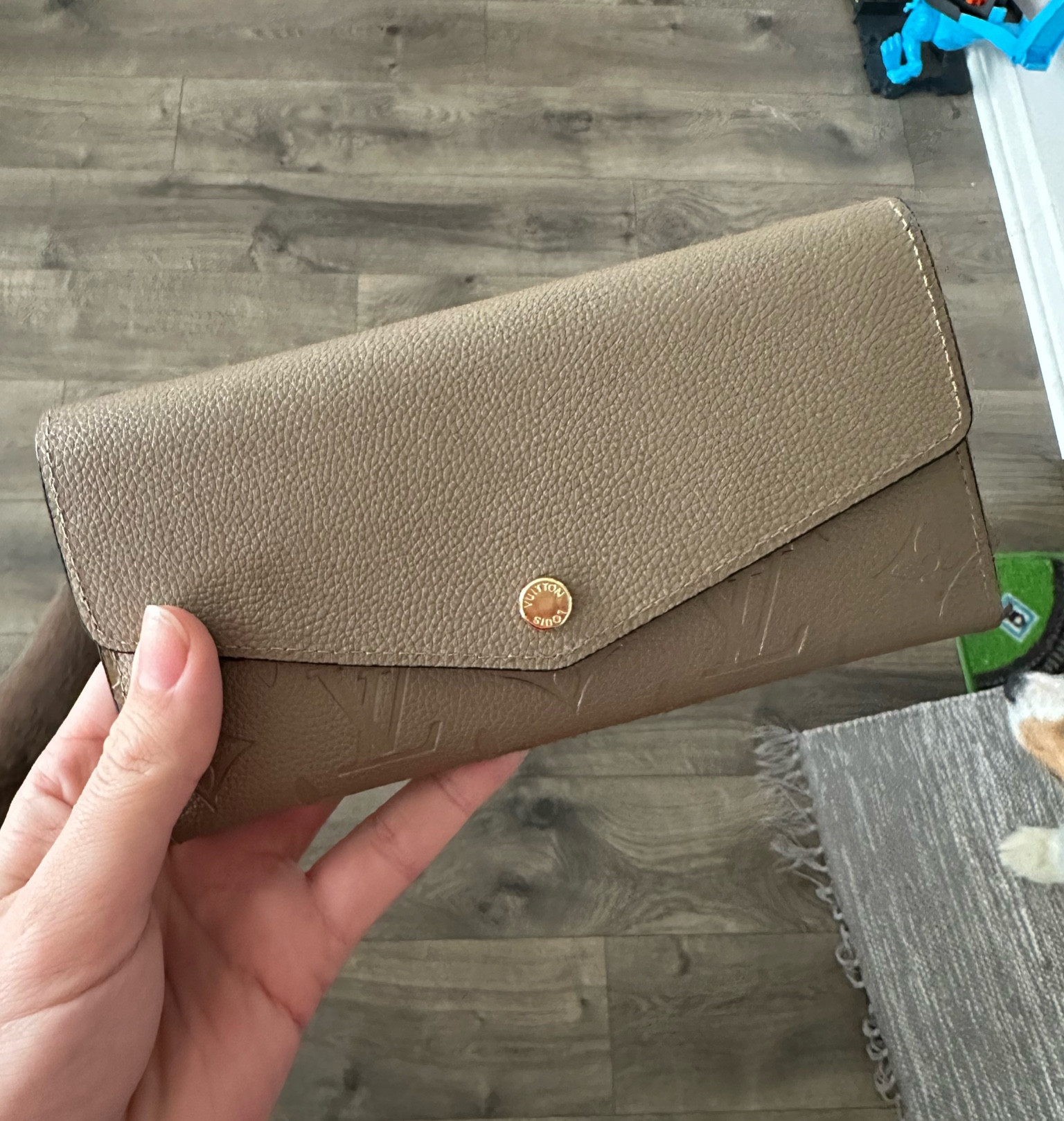 Exact link 💕 great quality! Feels and looks like the real thing at a fraction of the cost. DH Gate find of the week 👏🏼

#LTKitbag #LTKfindsunder50