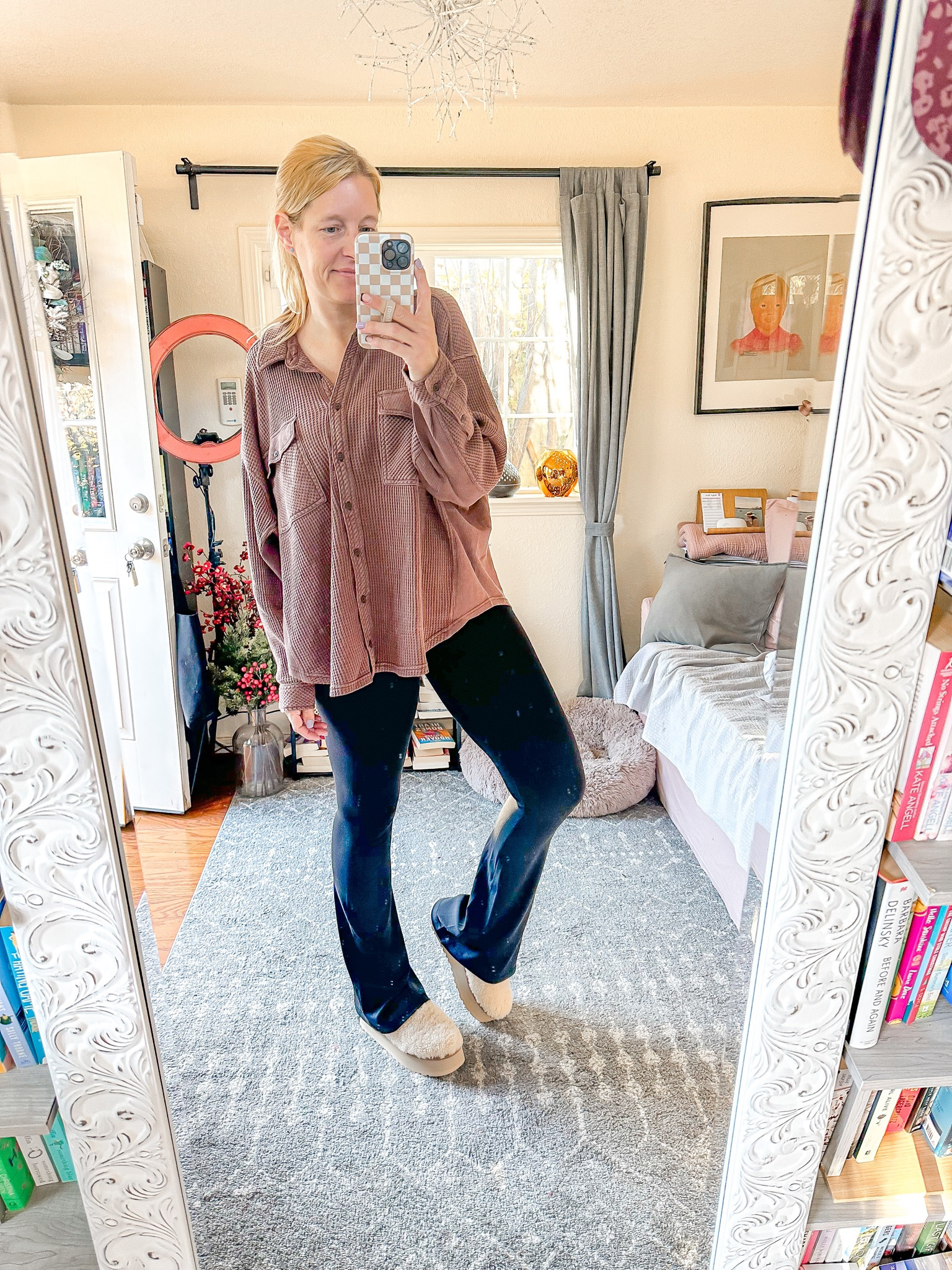 My recent purchase from american eagle 

top large 
leggings m long
shoes 8 



#LTKstyletip #LTKfindsunder50 #LTKover40