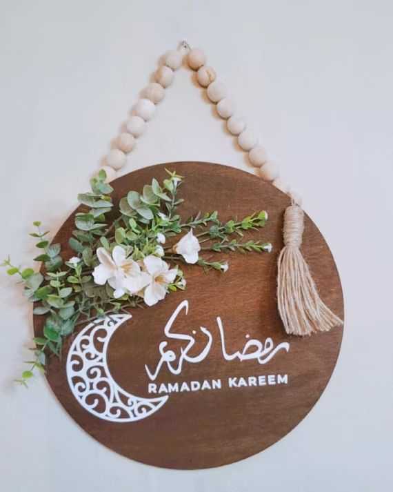 Ramadan Mubarak wood sign ,Ramadan Wreath .Ramadan Kareem . | Etsy (US)