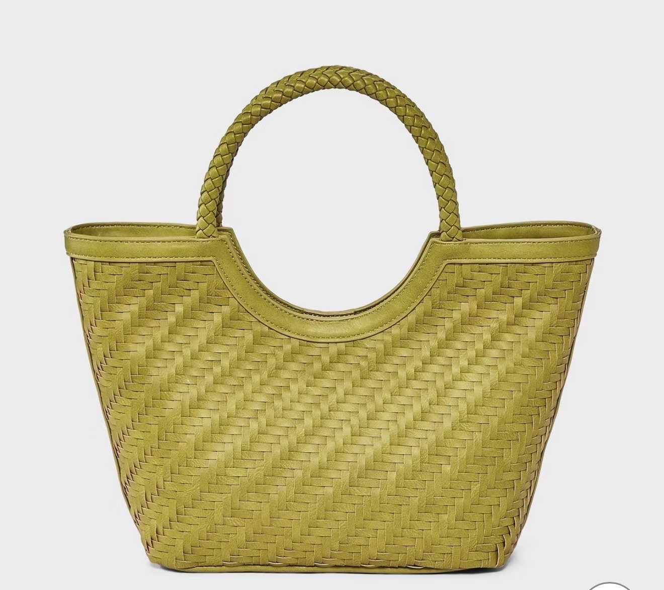 This chartreuse color is EVERYWHERE this season!! Love a small tote with a pop of color! 
$40!!!

#LTKootd #LTKSeasonal #LTKOver40