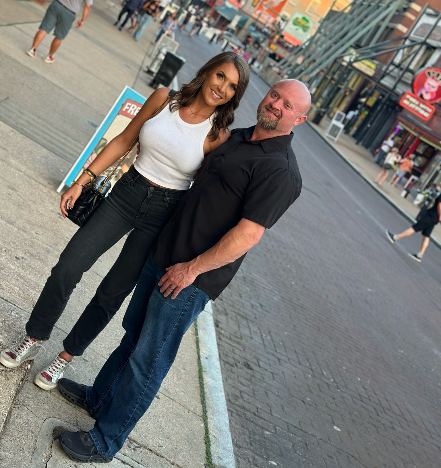 Drip Too Hard….

Literally the most comfortable jean I own!!! And the price point is 🙌🙌

#ltkconcert #lilbabyconcert #memphis #rapconcert #datenight #casual #denim #blackdenim #jeans #blackjeans

#LTKmens #LTKshoecrush #LTKtravel