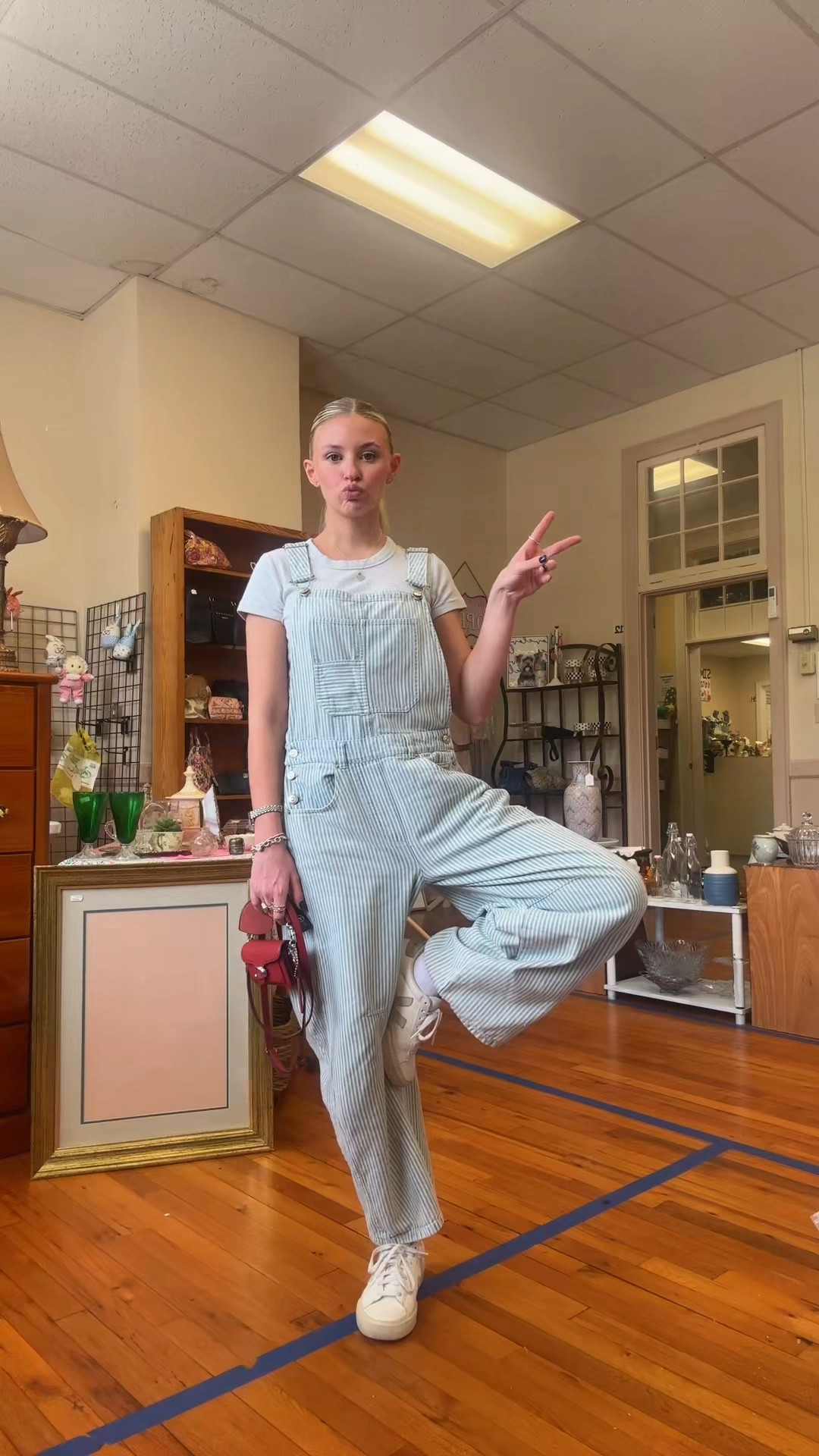 My favorite summer transition piece✨🕺🏼 #overalls #freepeople #barreljean #denim #slay #ootf

#LTKSummerEdit #LTKSeasonal #LTKU