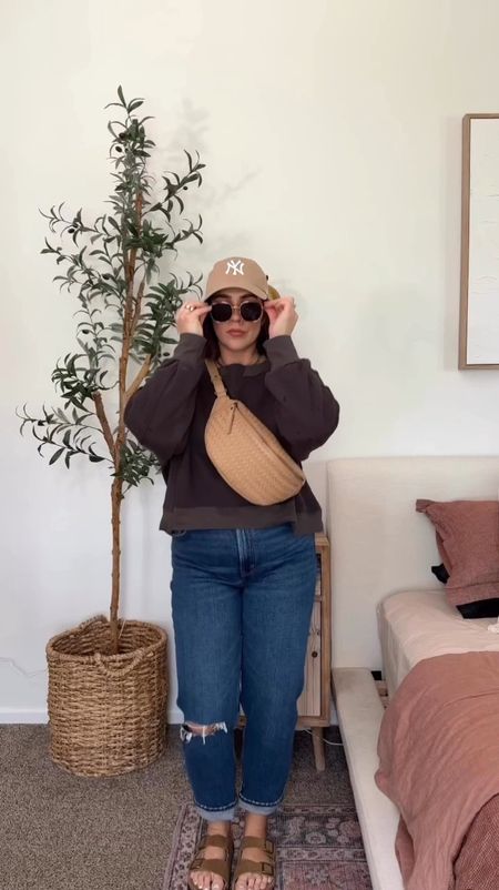 Casual cold spring day outfit even fall! 
Top L 
Jeans 29 (some stretch) 
Bag @wearemandrn code nina15

Mom jeans, free people inspired, casual style, midsize, size 10. 


#LTKMidsize #LTKSeasonal #LTKStyleTip