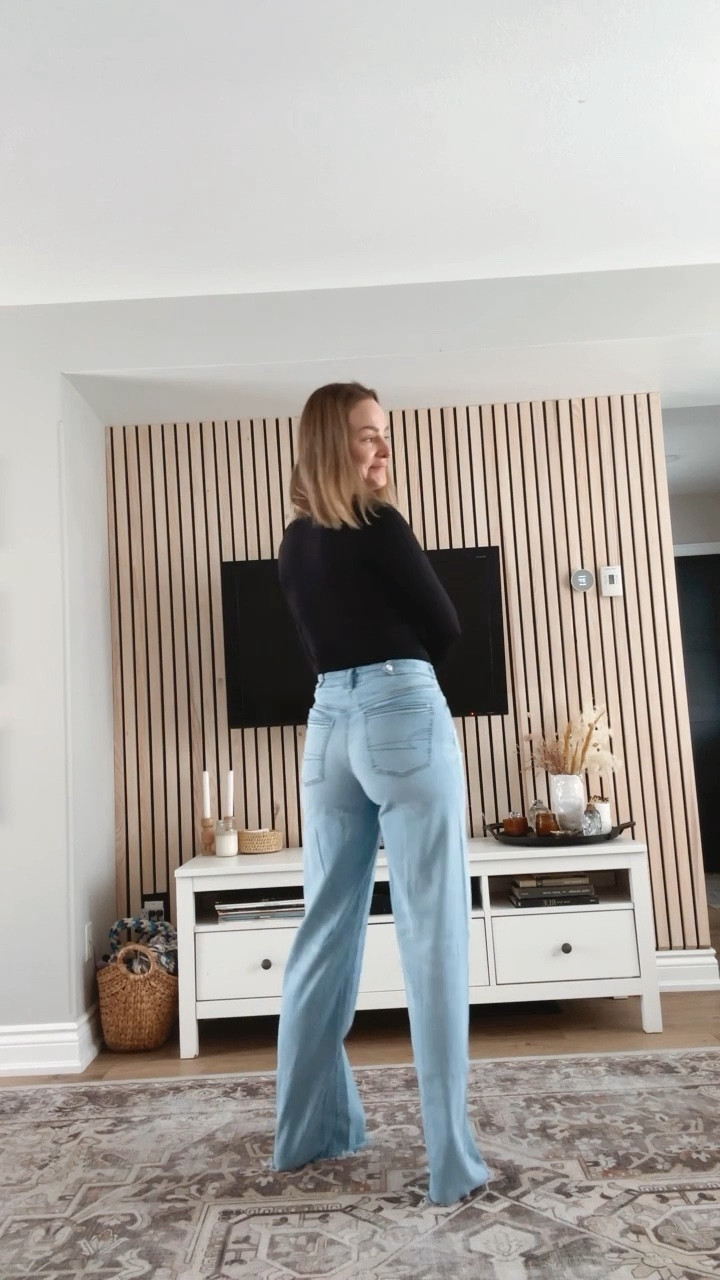 Finally found the perfect pair of jeans for us tall girls! 🌟 These jeans are not only super comfy but also long enough to cover my legs without looking like capris! 🙌 Say goodbye to awkward ankle-baring moments! 🚫 Sized down to a 2 Long in these! #TallGirlApproved #ComfyJeans #DenimLove

#LTKVideo #LTKMostLoved #LTKSpringSale
