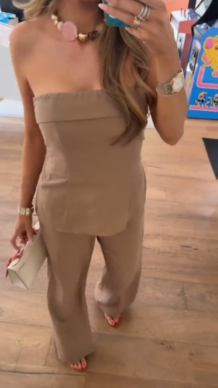 Comfortable set that can be dressed up or down! Wearing a small in both pieces! 

Revolve fashion, Revolve finds, Matching sets, Date night outfits, Vacation outfits, Beach vacation outfits, Brunch outfits, Gemme Beauty, Emily Gemma

#LTKgrwm #LTKdayinmylife #LTKSeasonal