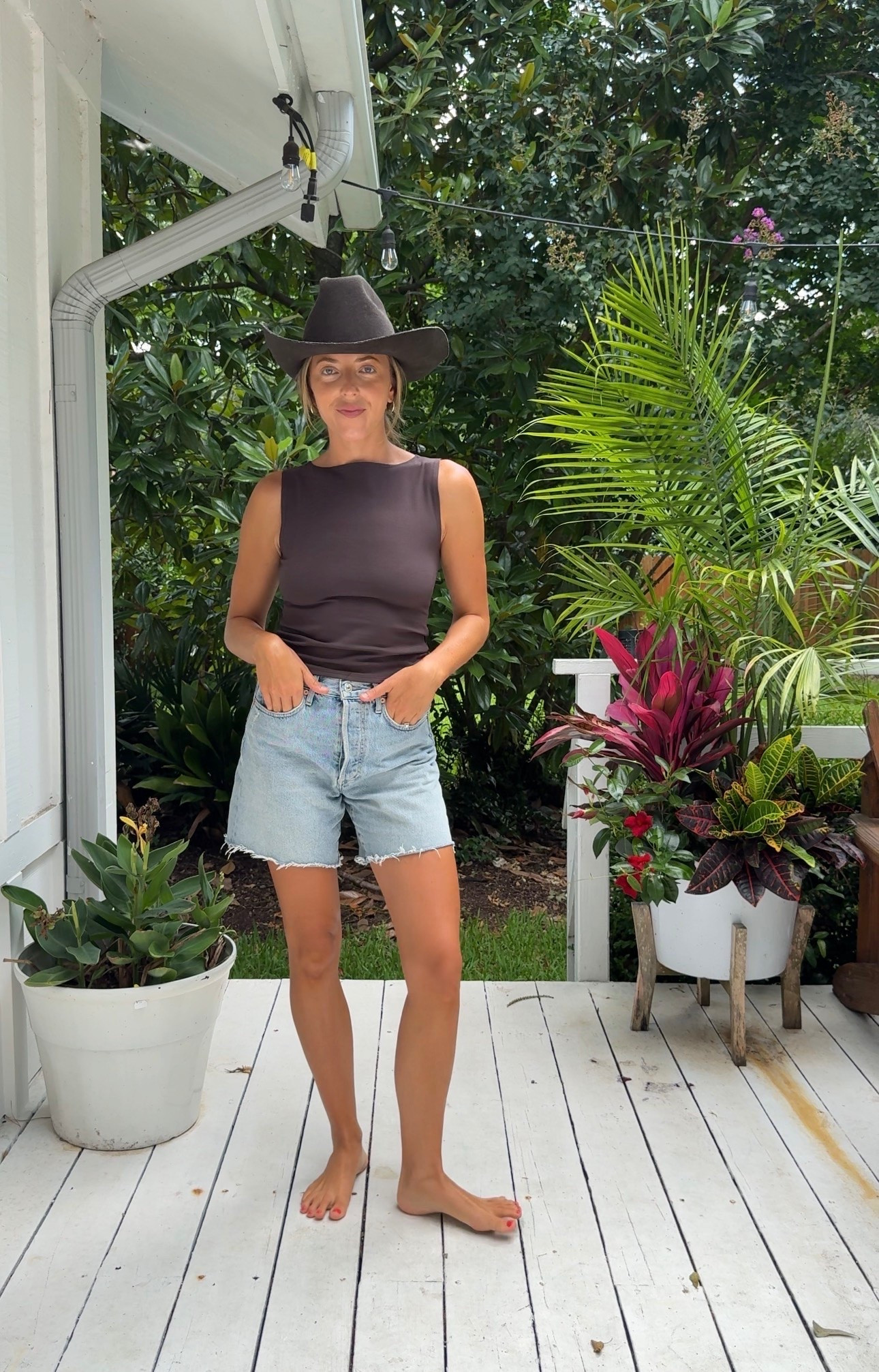 Size small 
Size 25 shorts