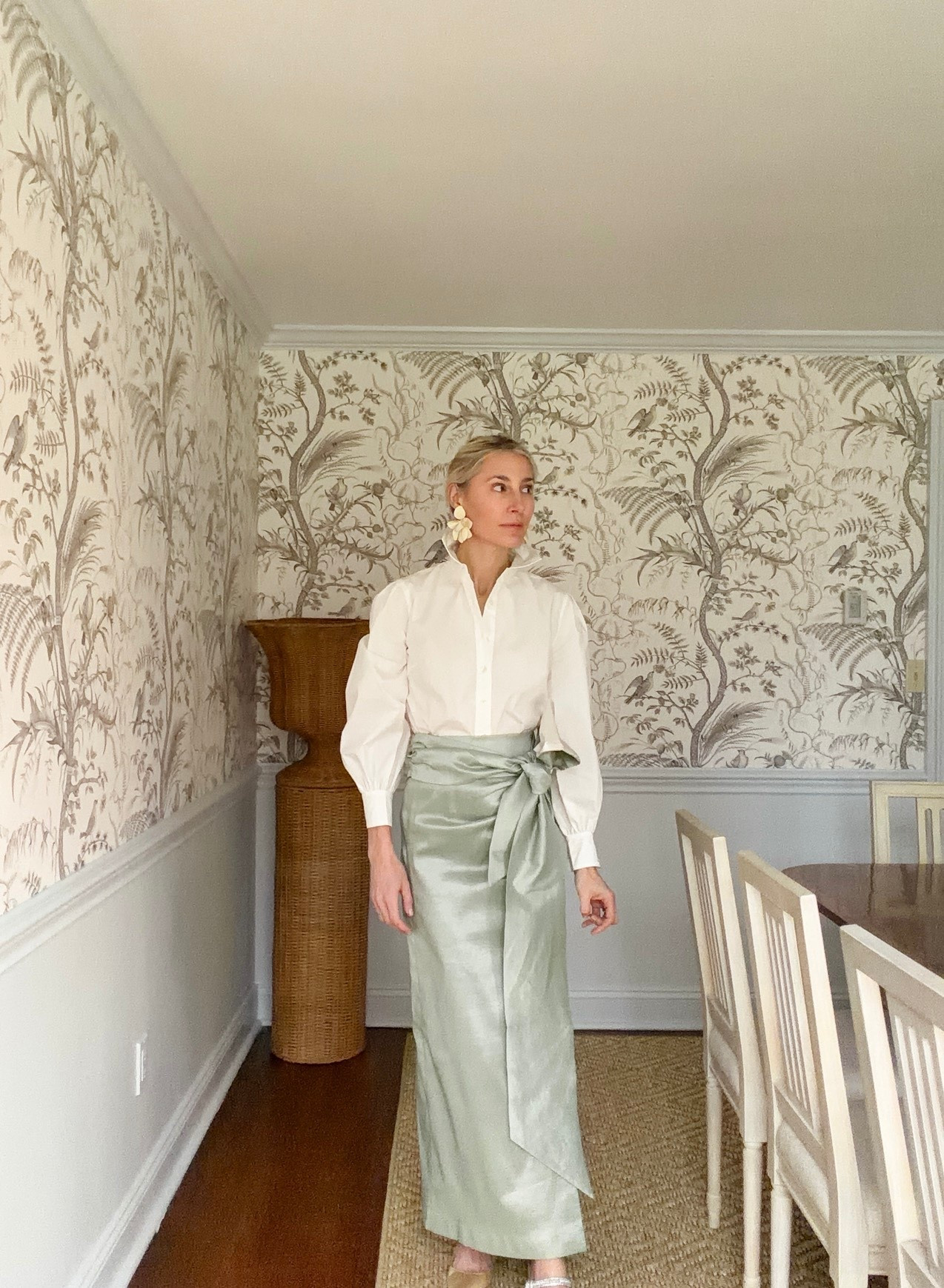 Easy but elegant spring wedding guest outfit from @Tuckernuck  #tuckernuckpartner 

#LTKootd #LTKSeasonal #LTKWedding