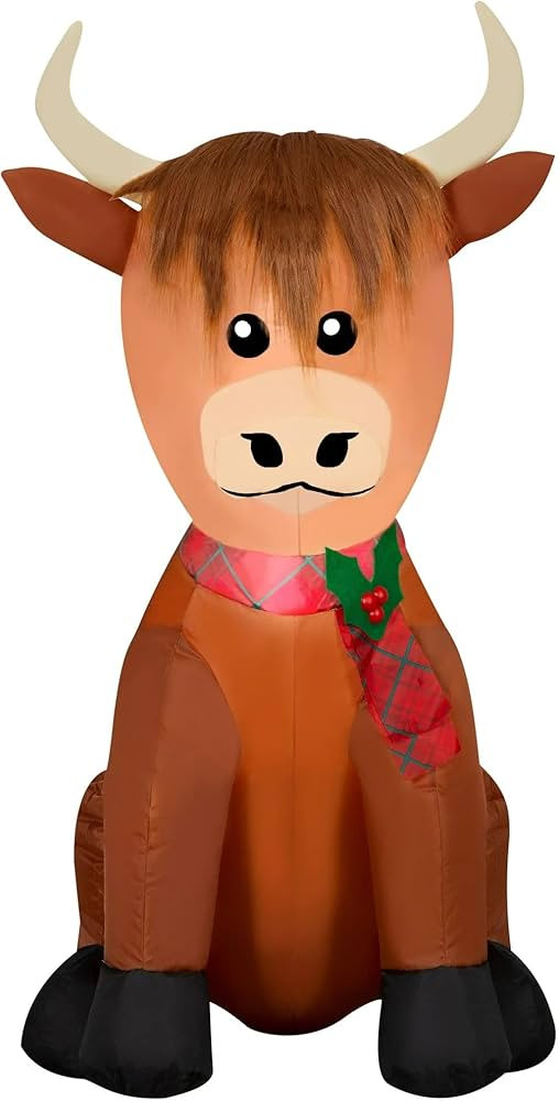 Christmas Inflatable Scottish Highlander Cow in Santa Hat 3.5 Foot Indoor Outdoor Blow up - Inclu... | Amazon (US)