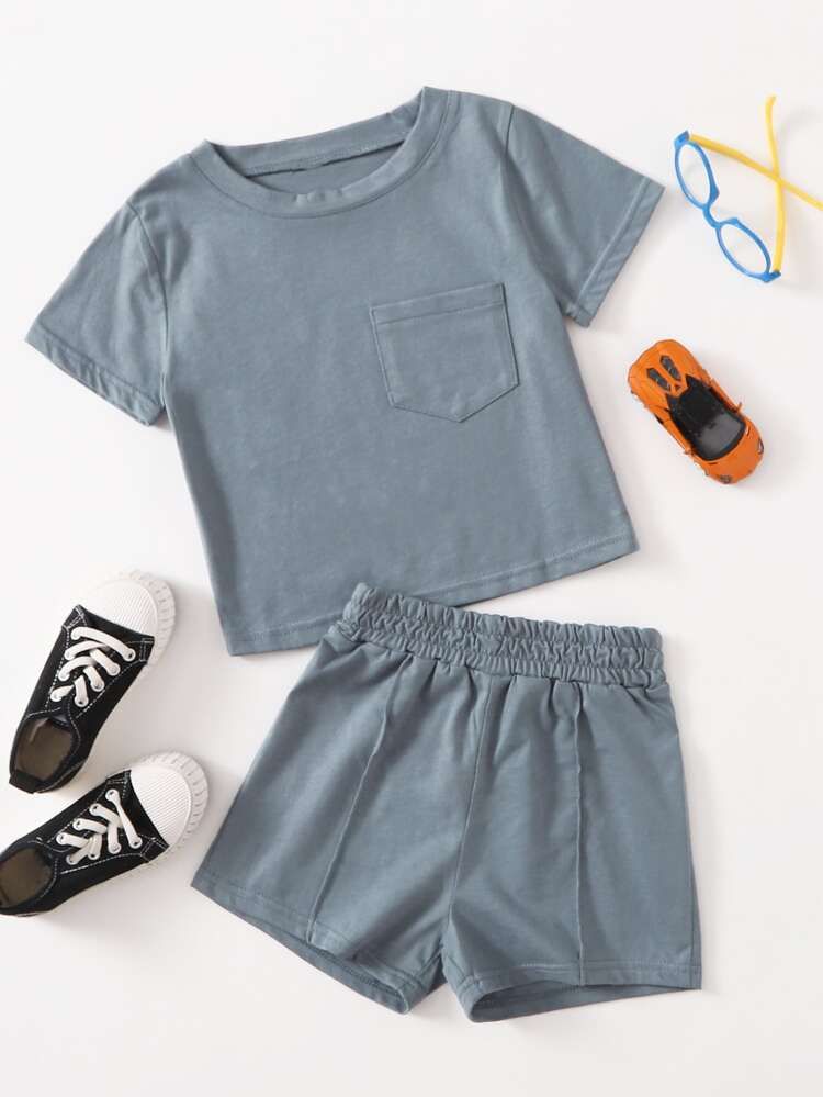 Toddler Boys Solid Pocket Patched Tee With Shorts | SHEIN