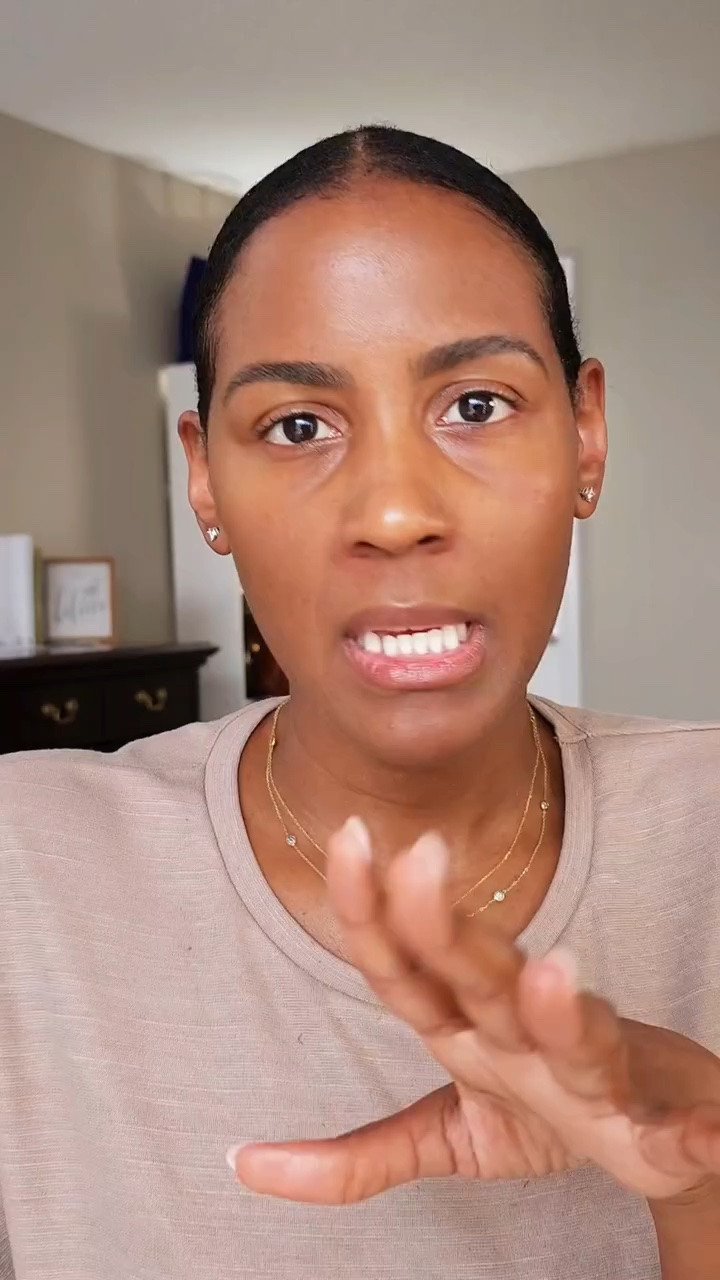I love that you dont need a lot of the @livetinted Huestick Complexion Stick to look and feel put together!

Blurs and smooths skin with a soft matte finish

Comment LIVE for the link to this beauty✨️

#makeupforblackgirls #summermakeuplook #makeupover40