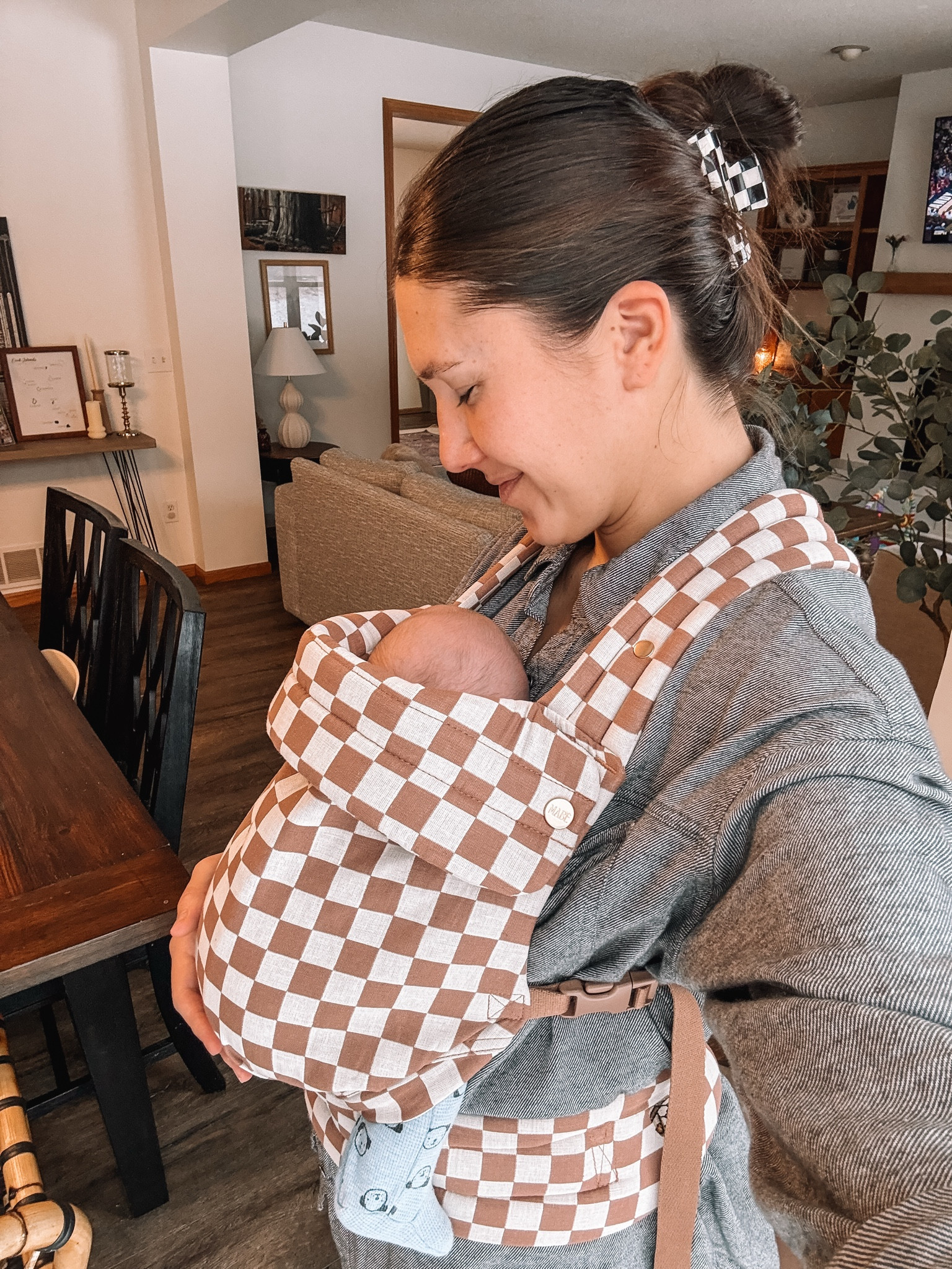 Love this baby carrier. It’s super easy to use and comes in tons of cute designs. 

Postpartum outfit 
Newborn must have
Baby registry 
Newborn favorites 
Baby favorites


#LTKSaleAlert #LTKBaby #LTKBump