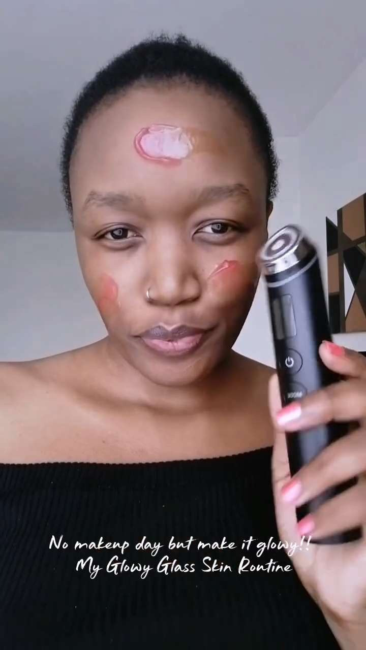 Not a makeup kind of day, but I still want to glow 💕 Here's my routine that gets my skin looking soft + dewy with zero base on. I use the Medicube Collagen Jelly Cream and Age-R Booster Pro, booster mode, to really push the product and6lock it all in. Anyone else having more no-makeup days lately? Tell me your go-to products for glowy skin.... 

#glowyskin #nomakeupdays #skincareroutine #medicube #kbeauty

 

 #LTKdayinmylife #LTKgrwm #LTKBeauty