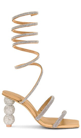 Lislie Sandal in Sand | Revolve Clothing (Global)
