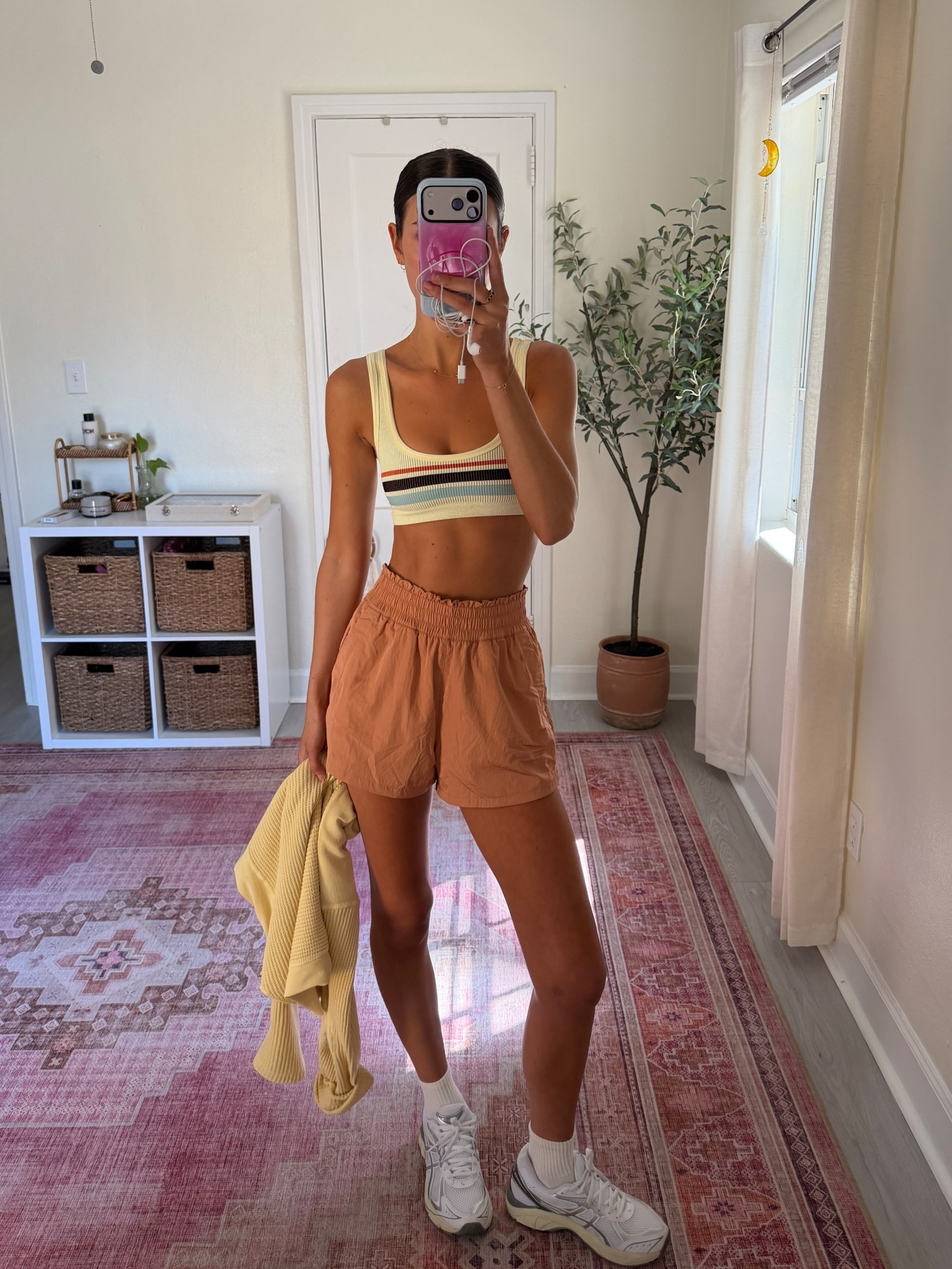 Spring walk outfit!!!! Xs/s in the bra from @fpmovement 

#LTKSeasonal #LTKActive #LTKootd