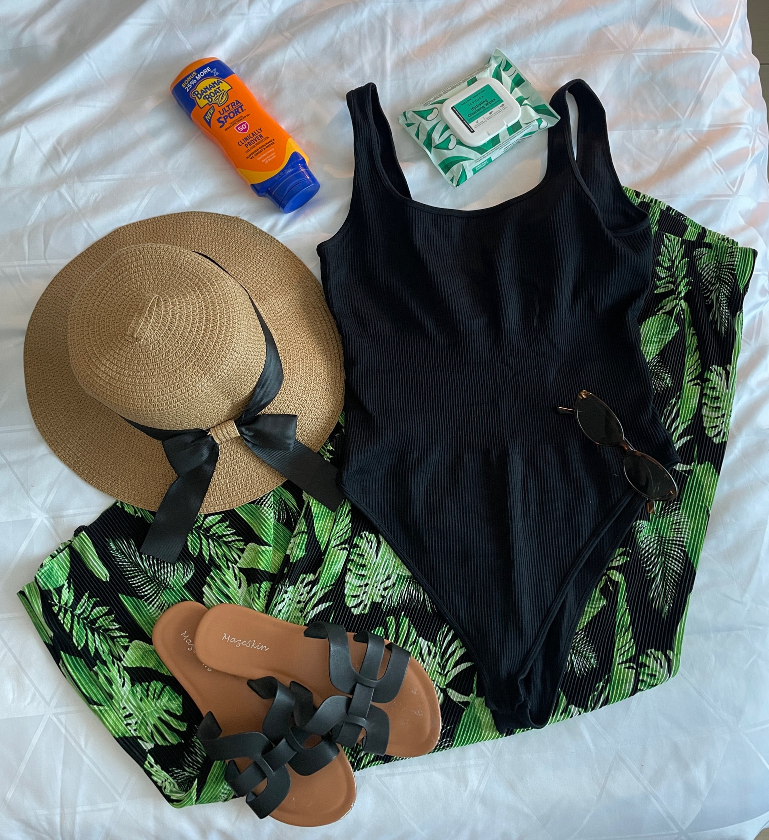 Outfit to head relax at the pooll

#LTKTravel #LTKGiftGuide #LTKCyberWeek