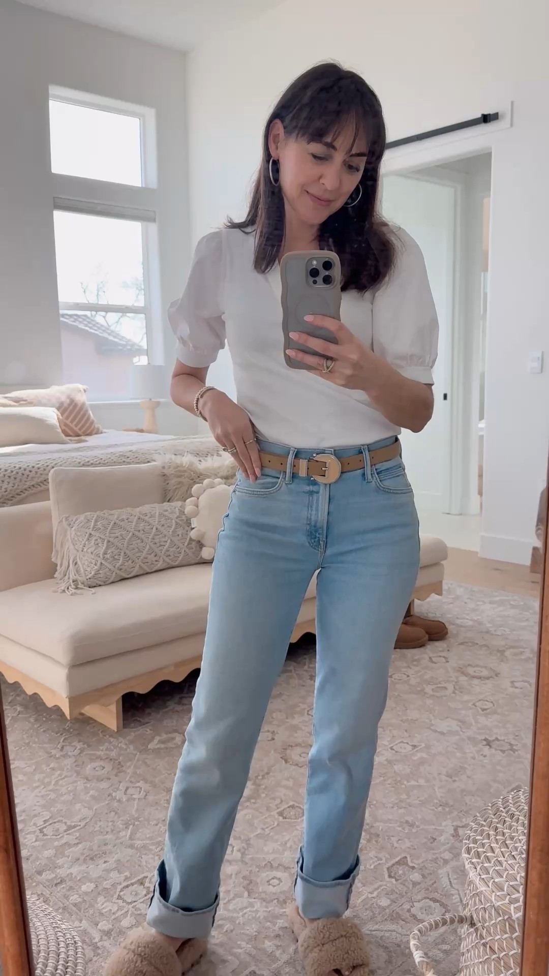 Haute Mama OOTD 
Visiting with a friend at home in my favorite casual outfit

#LTKdayinmylife #LTKOver40