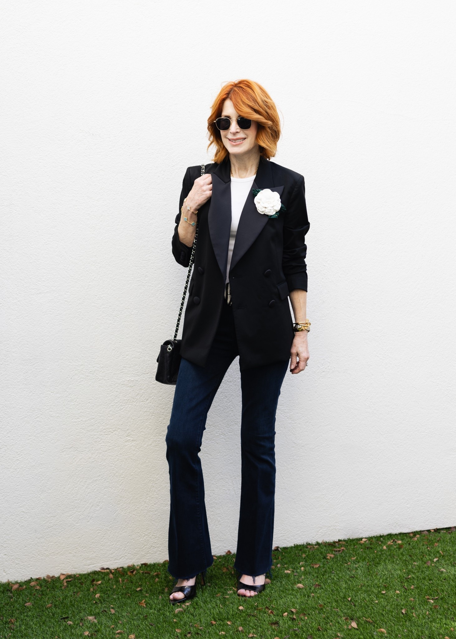 Styling spring blazers on the blog, and black can be springtime! This blazer’s fabric is insane! How gorgeous is this gardenia brooch? 

#LTKOver40 #LTKWorkwear #LTKootd