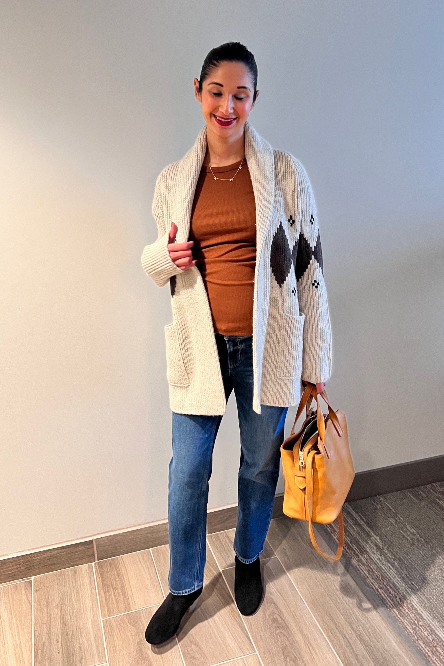 Holiday look | New favorite cardigan | collar neck sweater 

#LTKshoecrush #LTKstyletip #LTKworkwear