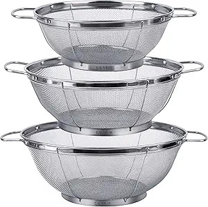 3 Pack 18/8 Stainless Steel Colander Sieves(5-Quart, 4-Quart and 3-Quart), Mesh Strainer Net Bask... | Amazon (US)