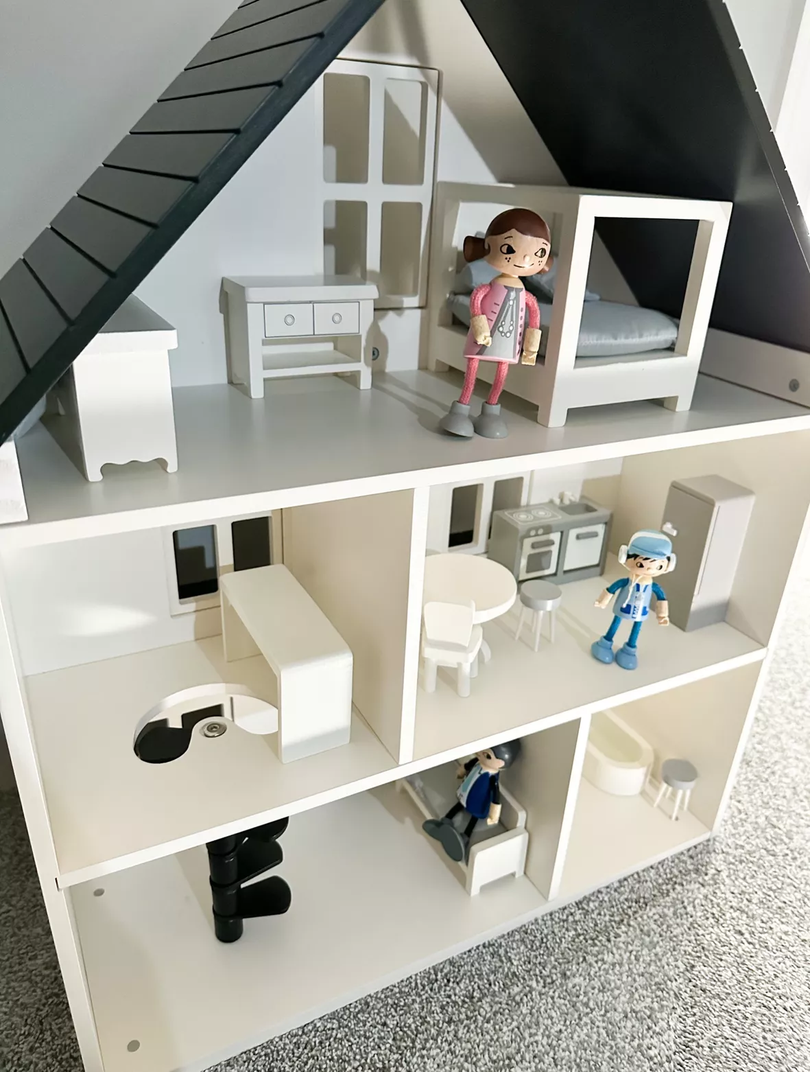 Dollhouse Accessory Pack