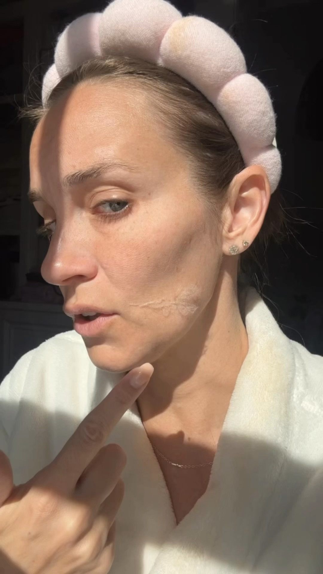 The secret to a smooth makeup base ✨ Face shaving is one of my favorite beauty tricks for removing peach fuzz and creating a smooth canvas for makeup application. I’ve tried so many facial razors over the years, and these Schick face shavers are the ONLY ones I use for at home dermaplaning. 🙌🏻

Also linking my Amazon spa headband and the Barefoot Dreams robe I live in from Nordstrom. 🤍

#dermaplaning #faceshaving #facialrazor #beautytips #makeuptips #smoothskin #skincareroutine #amazonbeauty #amazonfinds #amazonmusthaves #schick #barefootdreams #LTKbeauty #LTKfinds

#LTKgrwm #LTKmorningroutine #LTKselfcare