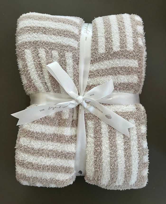 Basketweave Buttery Blanket | The Styled Collection