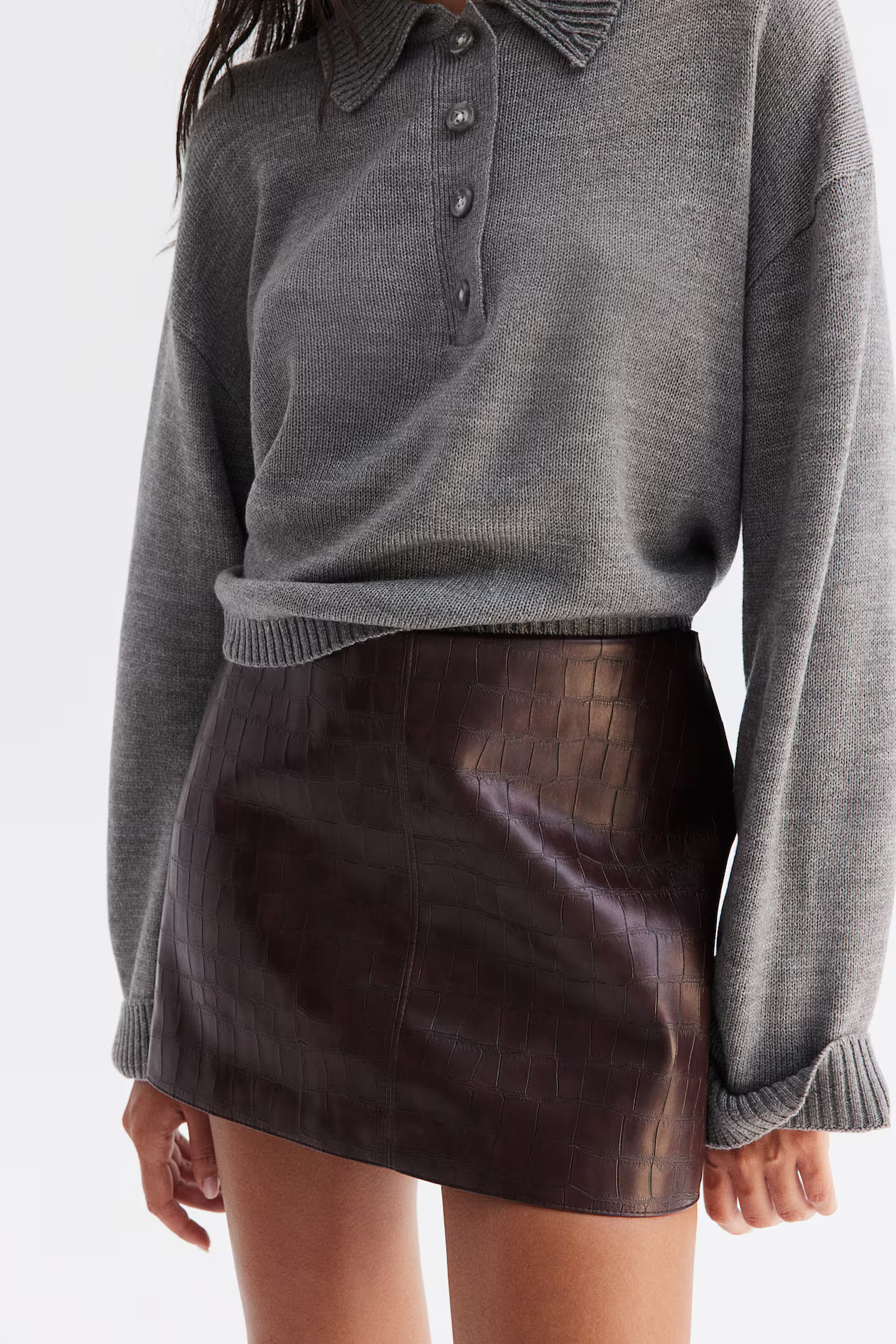 Crocodile-patterned mini skirt | H&M (UK, MY, IN, SG, PH, TW, HK)