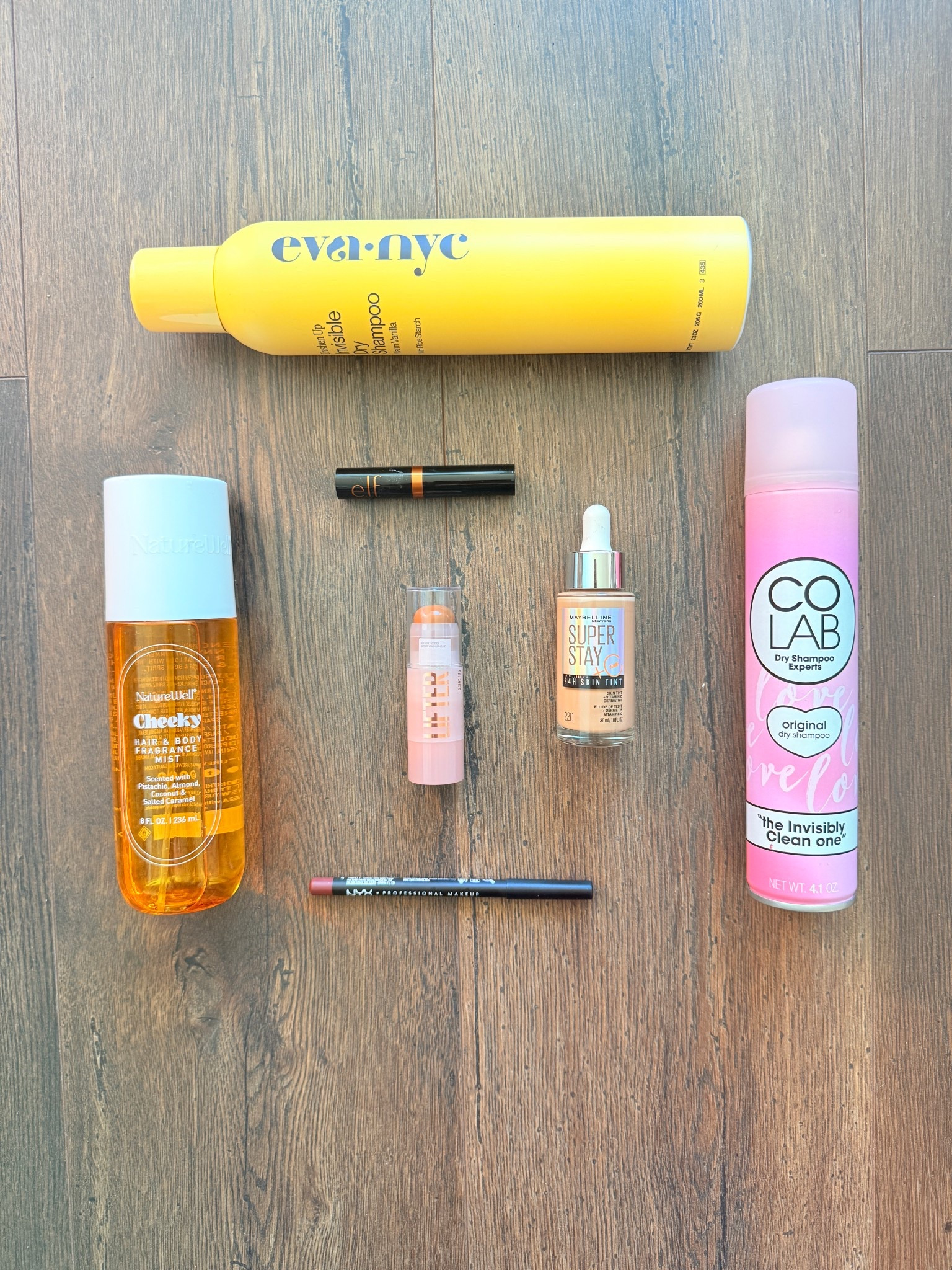 My lil Target haul. Went for one thing walked out with a bag :/ #target #fragrance #makeup

#LTKgrwm #LTKselfcare #LTKHome