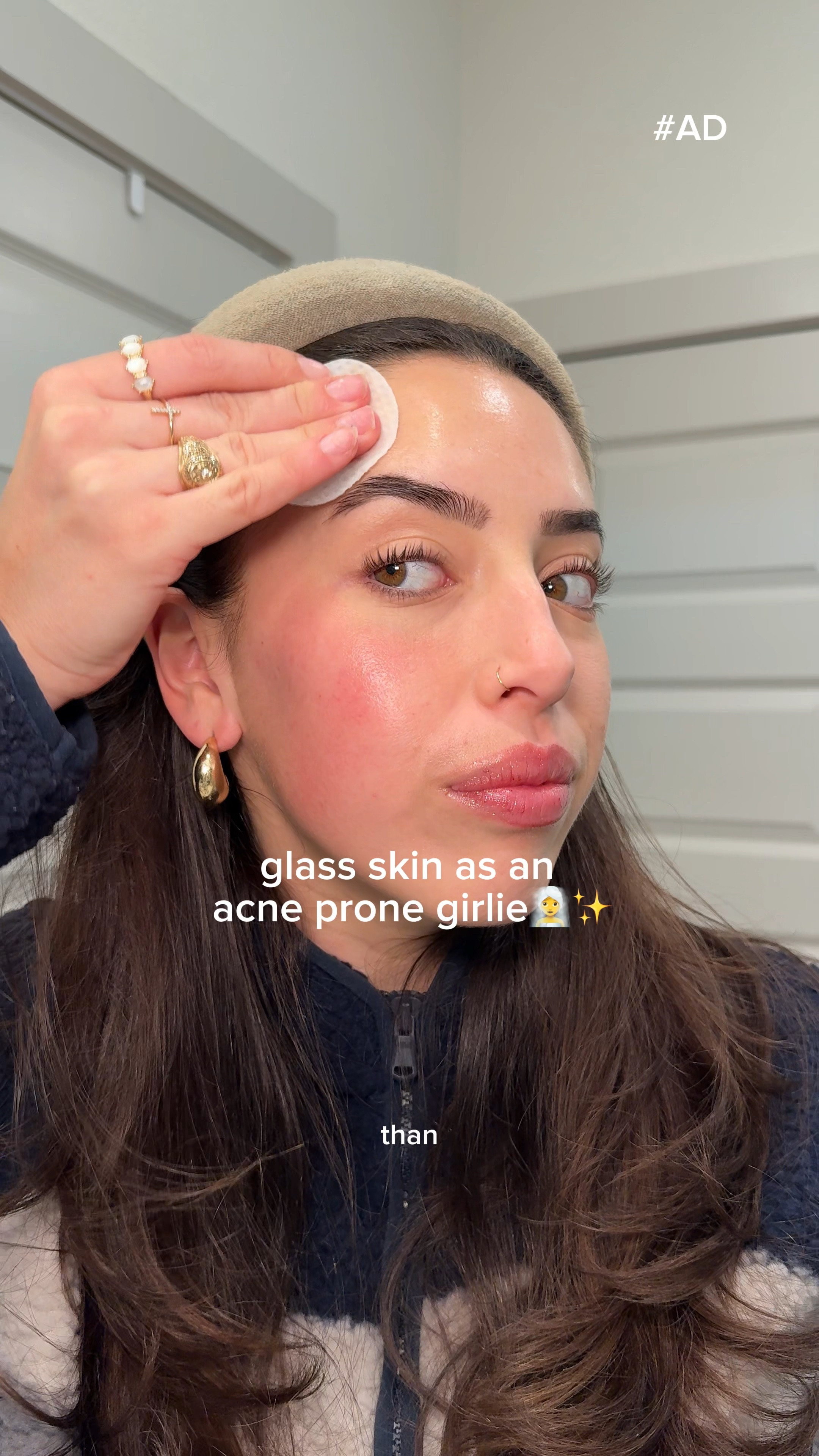 #ad No makeup. No filter. Just really good skincare!!! These @Thayers pads have done wonders for my skin!🤍✨🧖‍♀️ @shop.ltk @Target #TargetPartner #Target #ThayersPartner #targetstyle