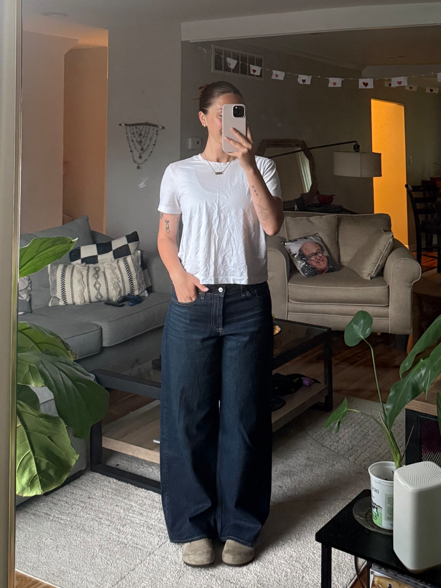simple Fridays 🤍🎱💋✨