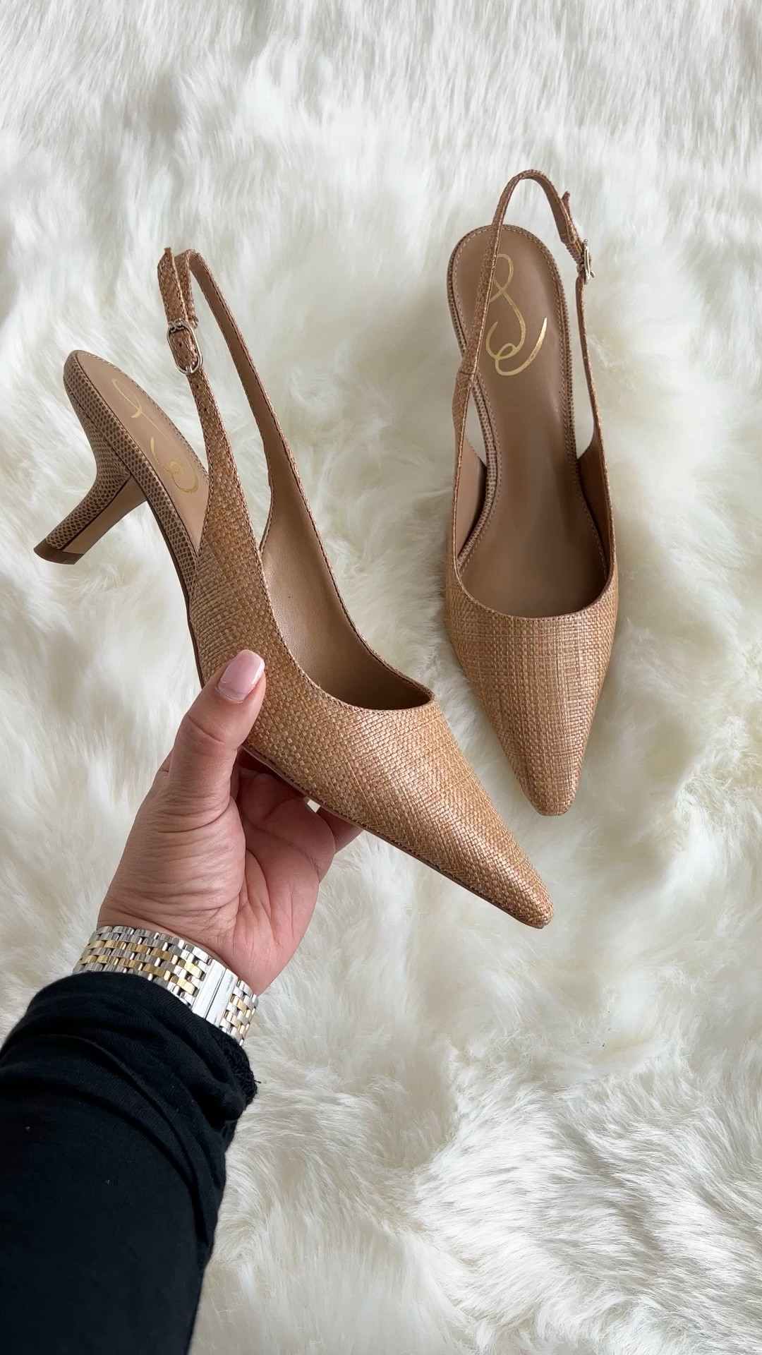 The perfect neutral shoes for spring! Love these heels for workwear or jeans! They’re beautiful in person and the texture and color are so pretty! Love the heel height too! Great spring shoes for jeans, pants, skirts or dresses! I have them in several other colors too! True to size. 


#LTKOver40 #LTKootd #LTKWorkwear