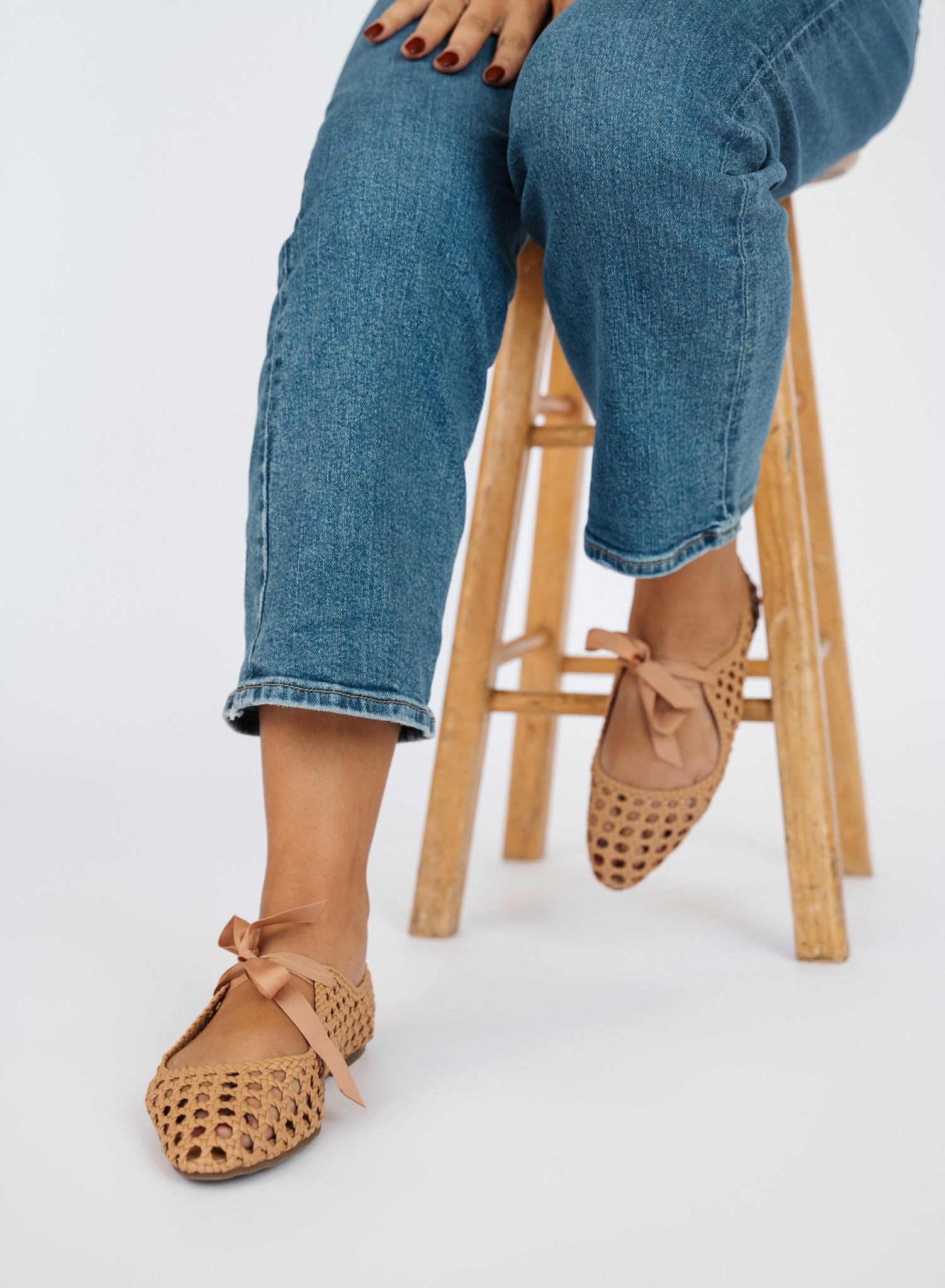 Never thought I could pull off shoes like these! I was so happy when I decided to try these on and give them a chance 🤩
——
I wear a size 9 and have very……..athletic? feet 😂 dainty doesn’t always work, but these do! 

#LTKSeasonal #LTKootd