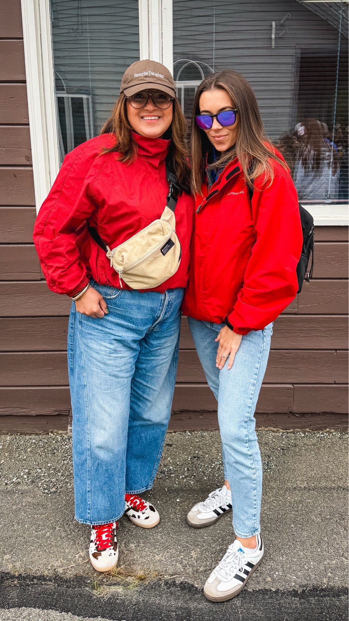 Yesterday’s fair ‘fit
Madewell jacket - L (this color is sold out but linked similar)
Madewell barrel jeans - 32
Adidas
Lululemon crossbody - this color/size combo is sold out but I linked similar

#LTKMidsize #LTKOver40 #LTKootd