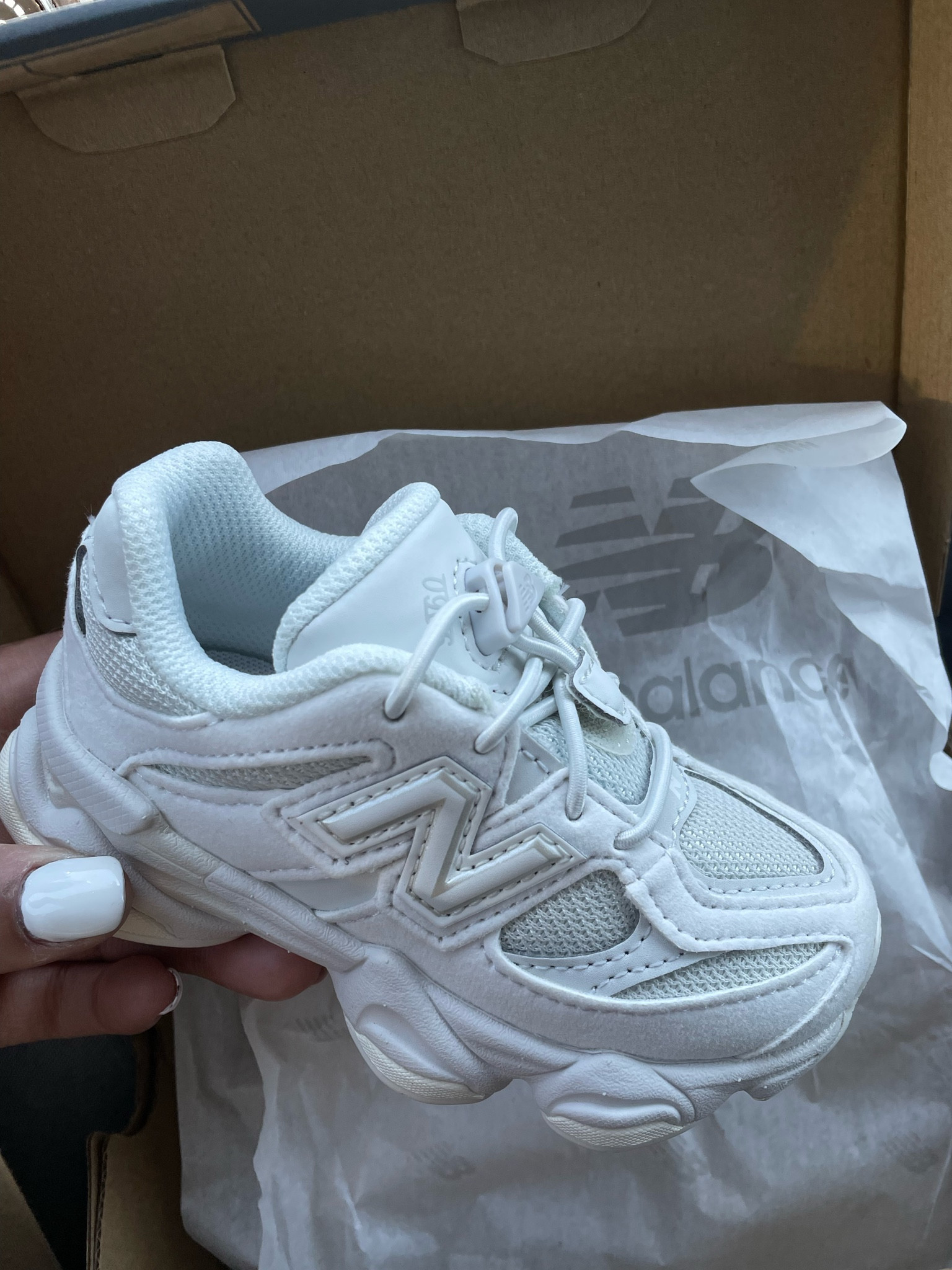 トップレディ　Thankyou☆ The New Balance 9060 Toggle Lace Pack Releases November 2023