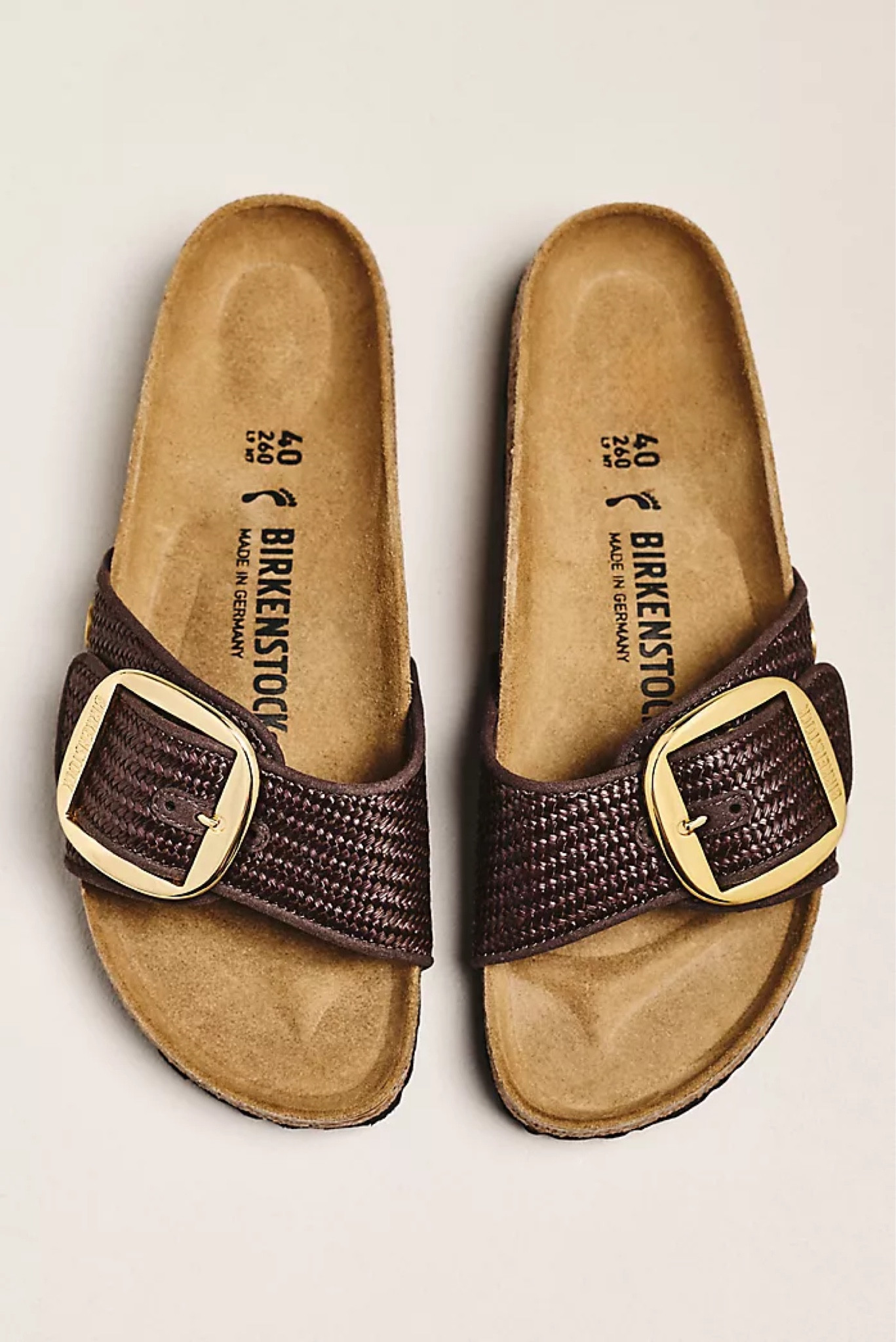 ⭐️ New Arrival ⭐️
New raffia Madrid Big Buckle Sandal from Birkenstock 🤩🤎

Great Mothers Day Gift Idea! 💝


#anthropologie fashion
#anthropologie sandals
#flat sandals
#sandals with hardware
#slide sandals
#big buckle raffia sandals
#birkenstock
#summer sandals
#summer fashion
#summer outfit 
#fashion inspo
#office sandals 
#summer ready 
#oversized style 
#casual style
#casual sandals
#casual fashion 
#footbed sandals 
#slip on sandals 
#ootd 
#mothers day gift idea

#LTKootd #LTKSeasonal