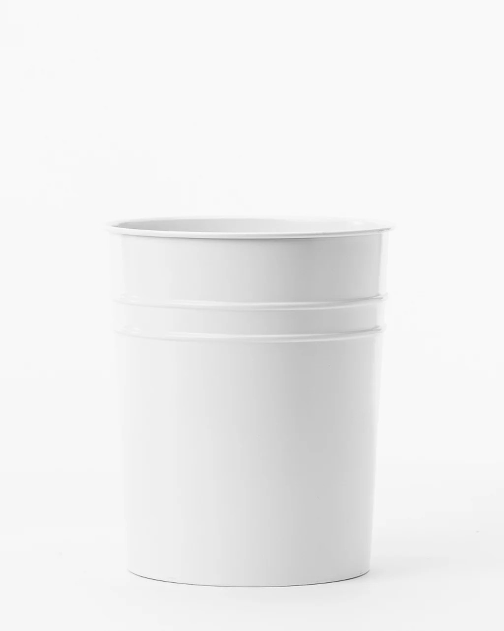 Enamel Trash Bin | McGee & Co.